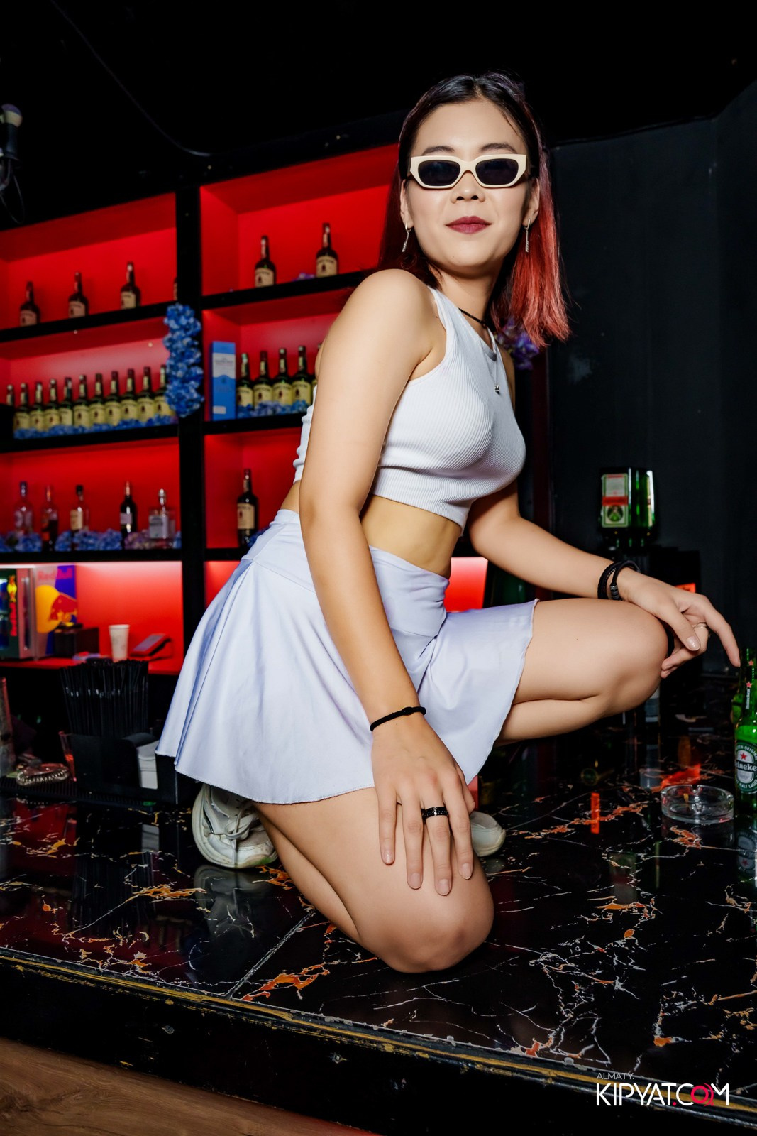 UYAT EMES BAR. КИПЯТКОМ АЛМАТЫ!