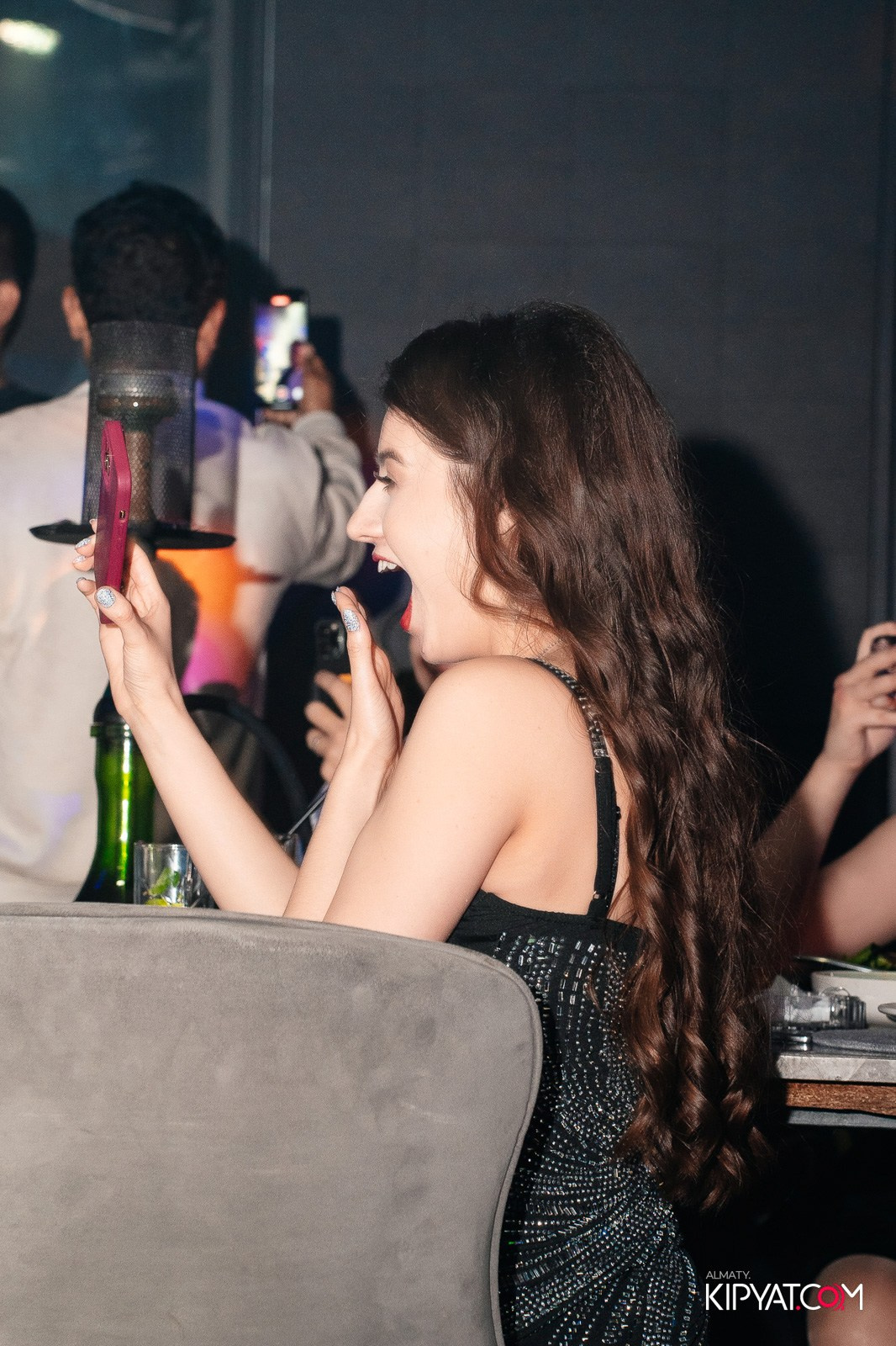 FRIENDS BAR & TERRACE. КИПЯТКОМ АЛМАТЫ!