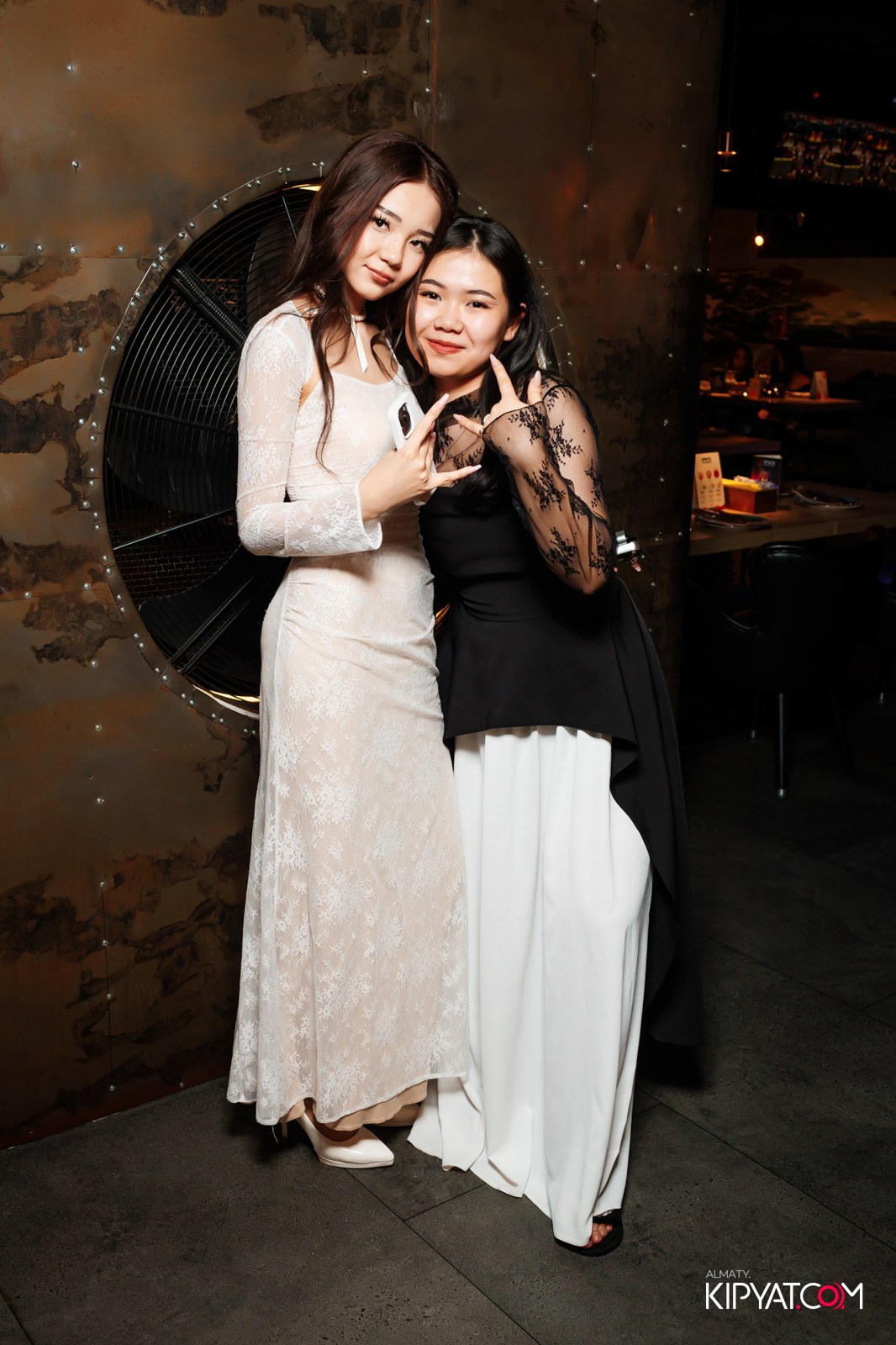 SPACE KARAOKE BAR. КИПЯТКОМ АЛМАТЫ!