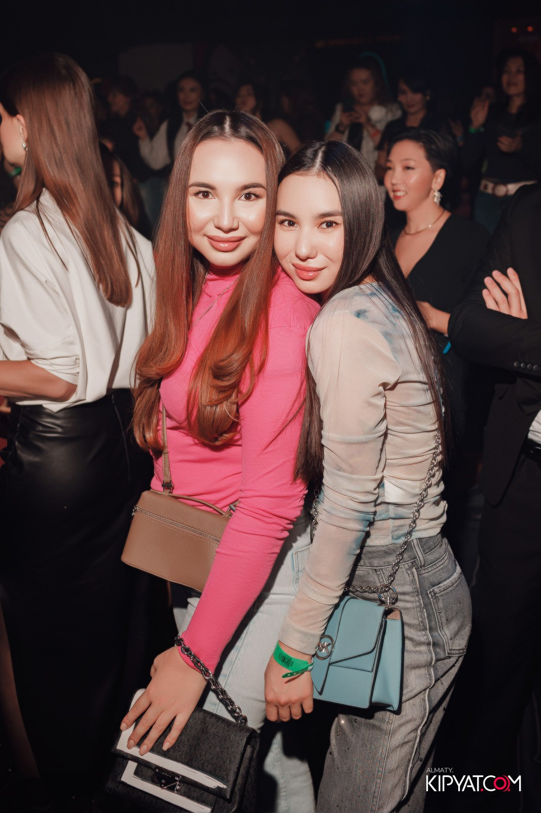 BEAUTY ЁЛКА SANTA BARBARA SPECIAL GUEST ГРУППА MILLENIUM 5 ТРИБЬЮТ ШОУ. КИПЯТКОМ АЛМАТЫ! Фотосъемка мероприятий в Алматы