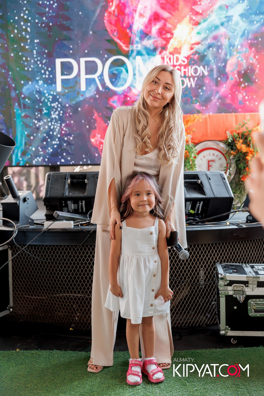 PROM KIDS FASHION SHOW. КИПЯТКОМ АЛМАТЫ!