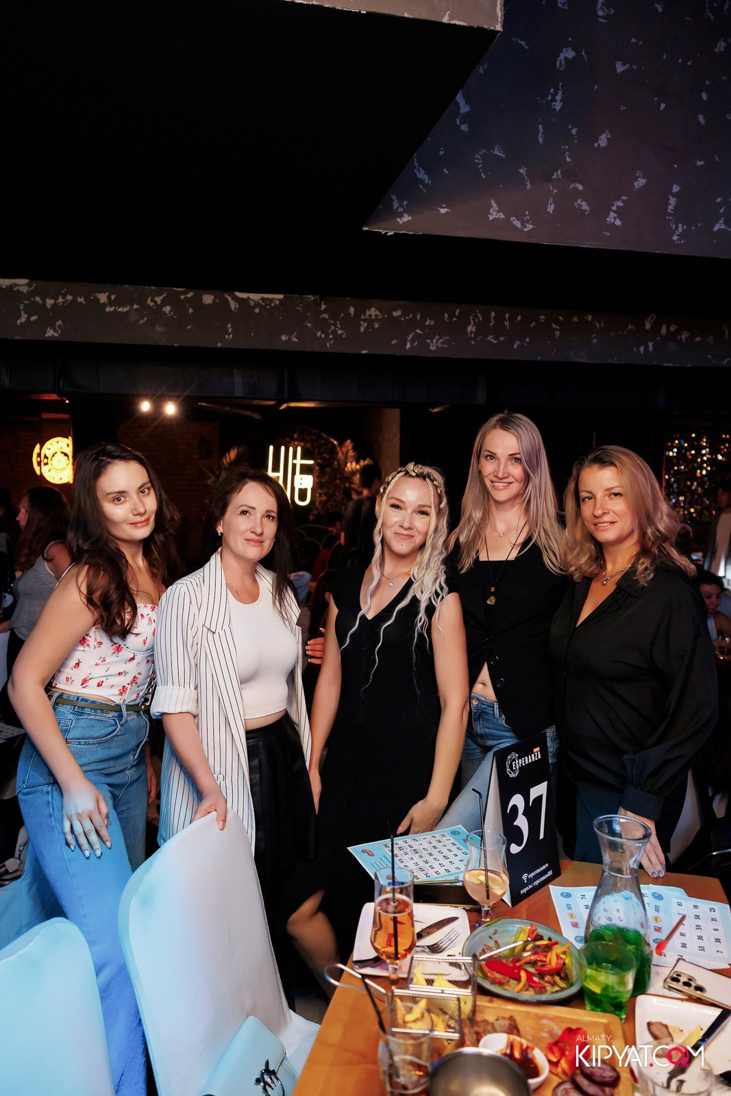 МУЗЫКАЛЬНОЕ ЛОТО В HIT RETRO. КИПЯТКОМ АЛМАТЫ!