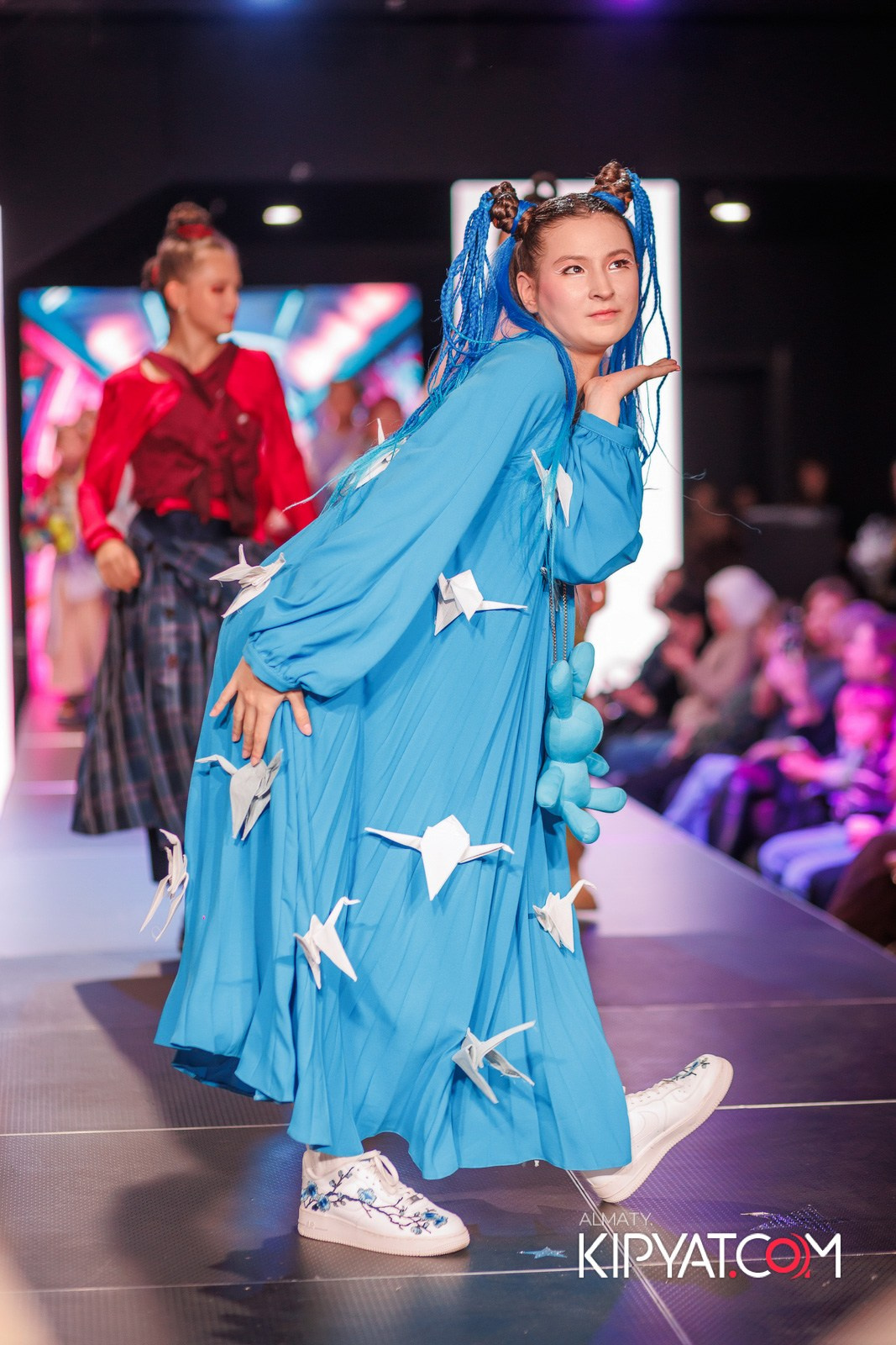 JUNIOR MODELS SHOW В РАМКАХ БЛАГОТВОРИТЕЛЬНОГО ПРОЕКТА МОДА ЗА СЧАСТЬЕ ДЕТЕЙ. КИПЯТКОМ АЛМАТЫ!