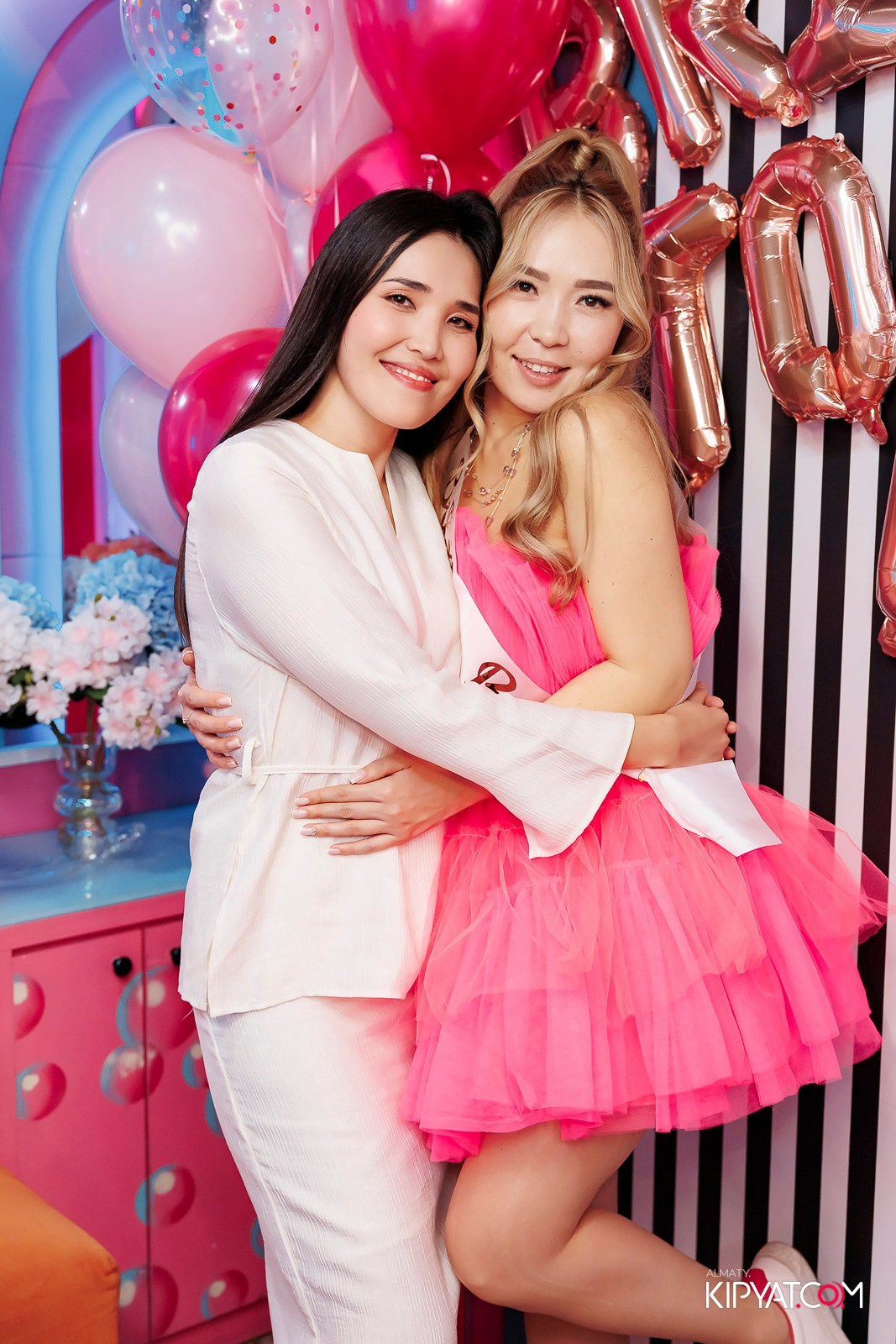 ЗАЯ, НА БИС. КИПЯТКОМ АЛМАТЫ!