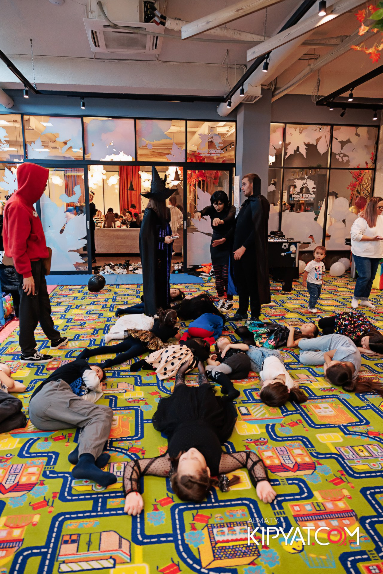 ДЕТСКИЙ ХЭЛЛОУИН KINDER BOOM. КИПЯТКОМ АЛМАТЫ! Фотосъемка мероприятий в Алматы