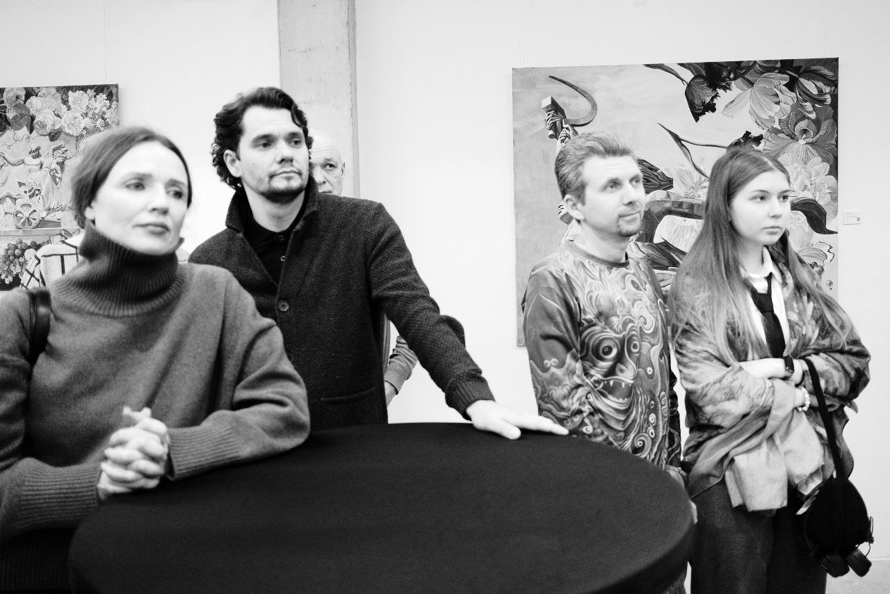 Илья Дроздов. Нарисуй это черным. Галерея 13/20