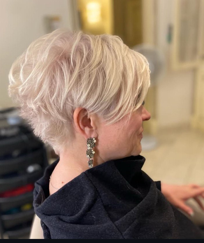 парикмахерские услуги бауманская