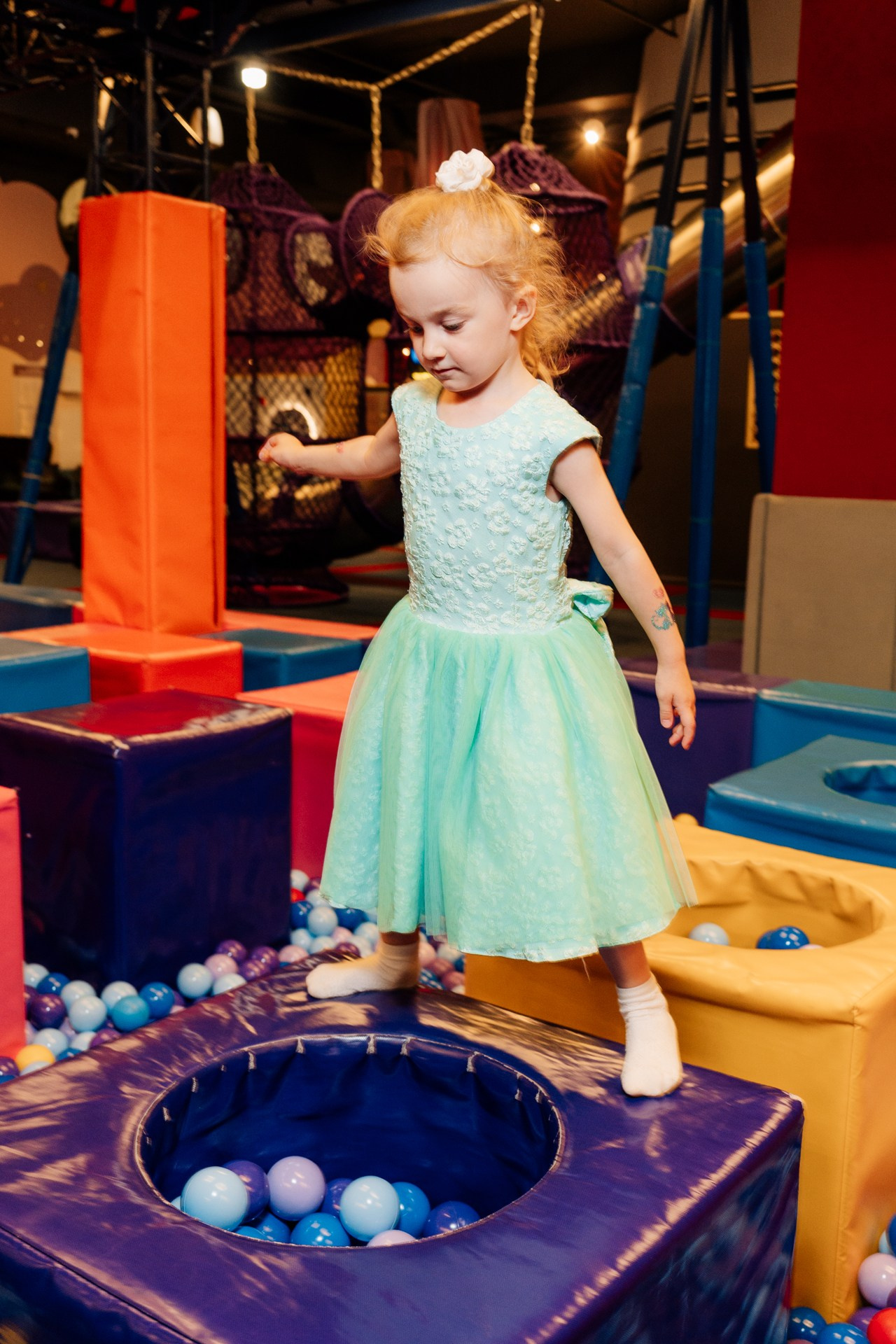 Детский день рождения в парке аттракционов. Репортажный фотограф Санкт-Петербург