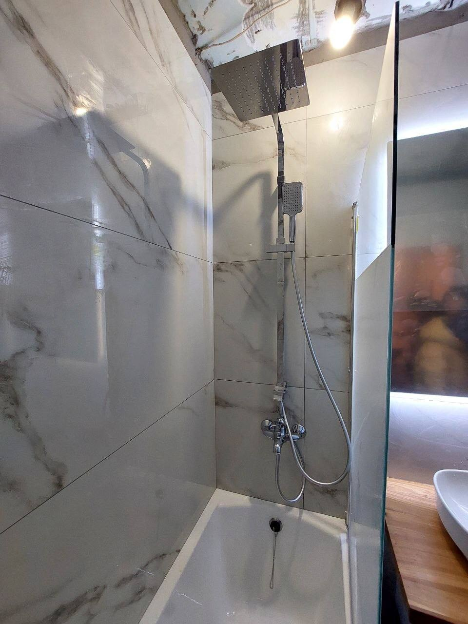 Ванная комната (ул. Ленская д. 10). Ремонт санузла, туалета, ванной под ключ в Казани. Укладка плитки