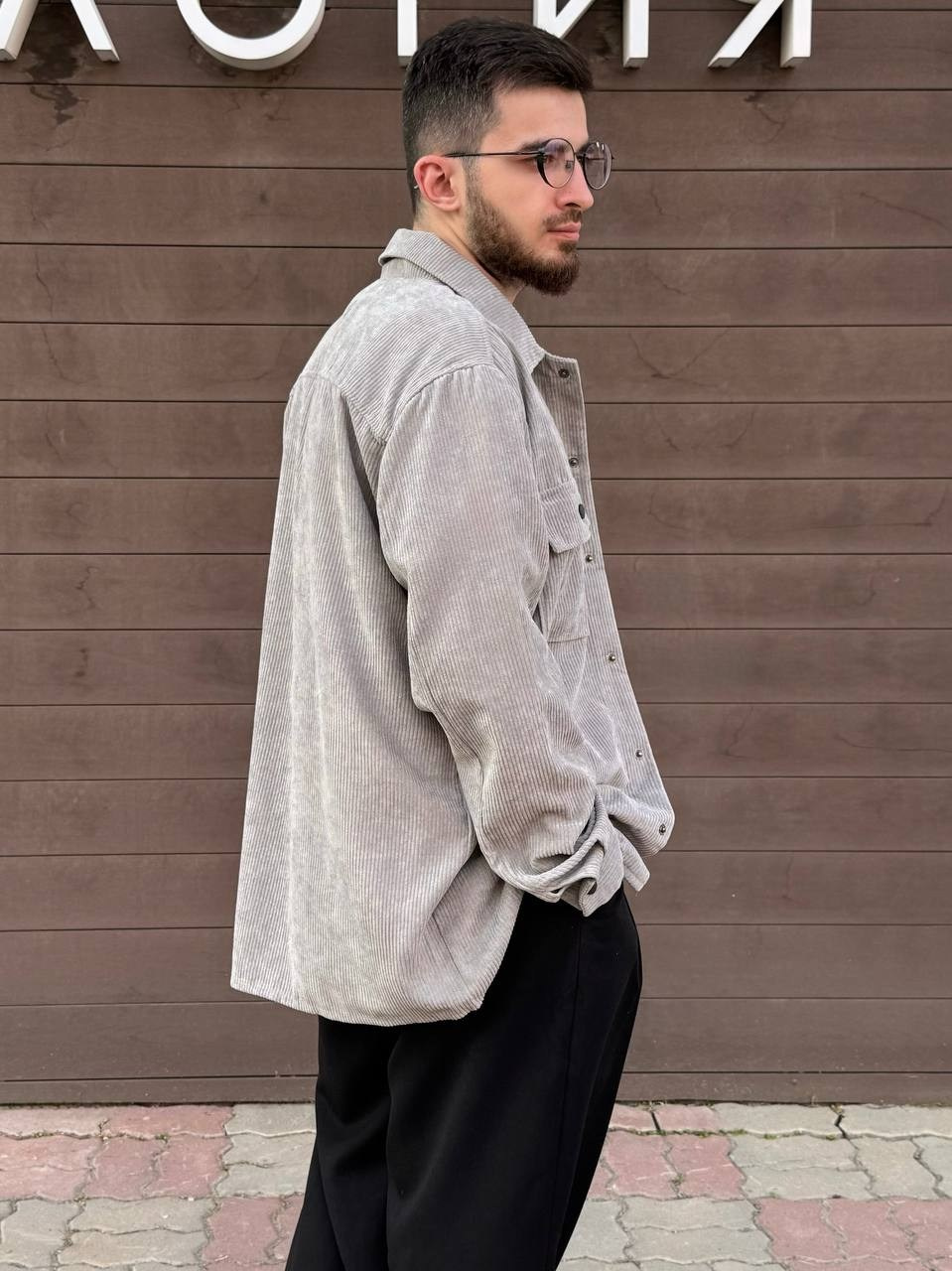 Акбер Ш. LUNAPRO Дом стильных, сборных и индивидуальных съемок для брендов