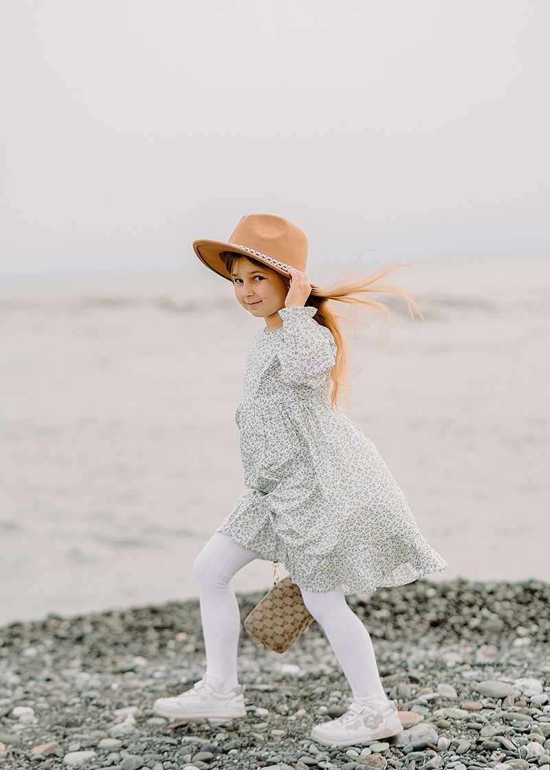 Семейная фотосессия в Сириусе и Адлере. Фотограф в Адлере, Сириусе, Красной Поляне — лавстори, семейные и индивидуальные фотосессии