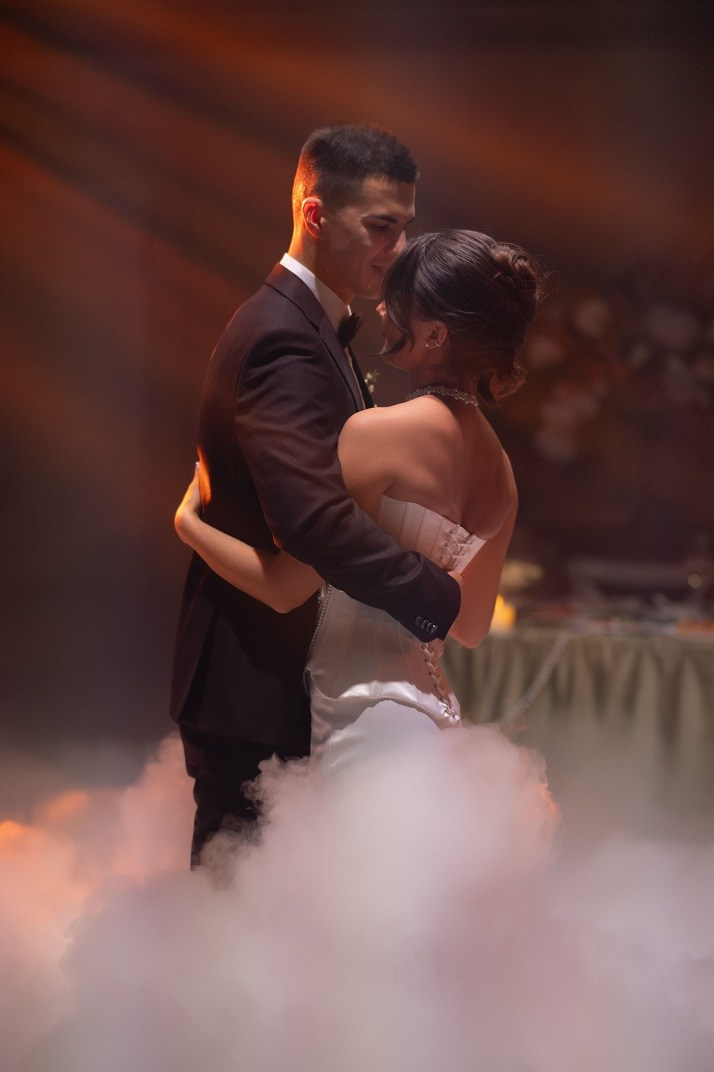 Фотограф Загородняя. Подрядчики и друзья сети свадебных площадок House for wedding