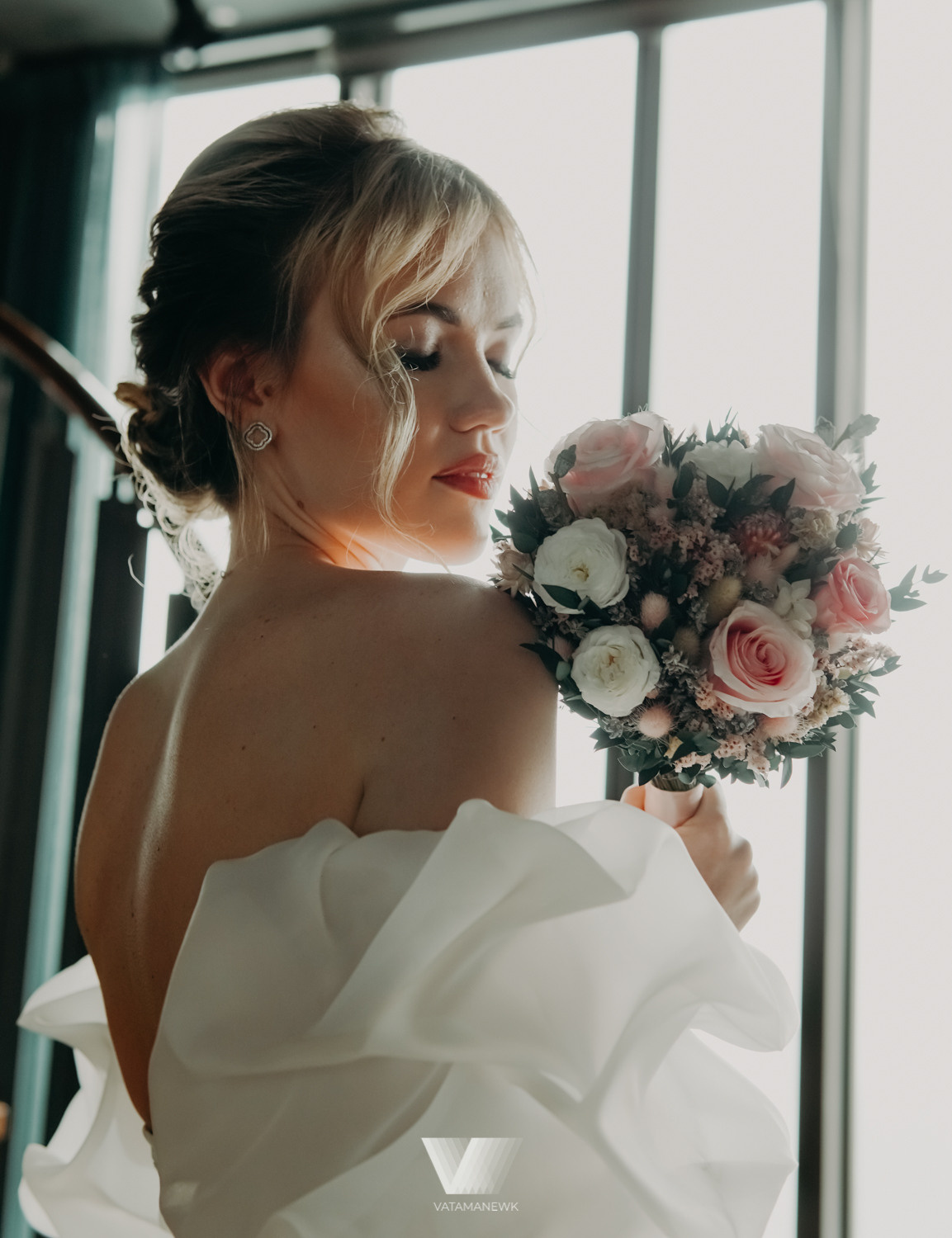 Развивая пламя. Фото | Видео Контент Мишель Ватаманюк