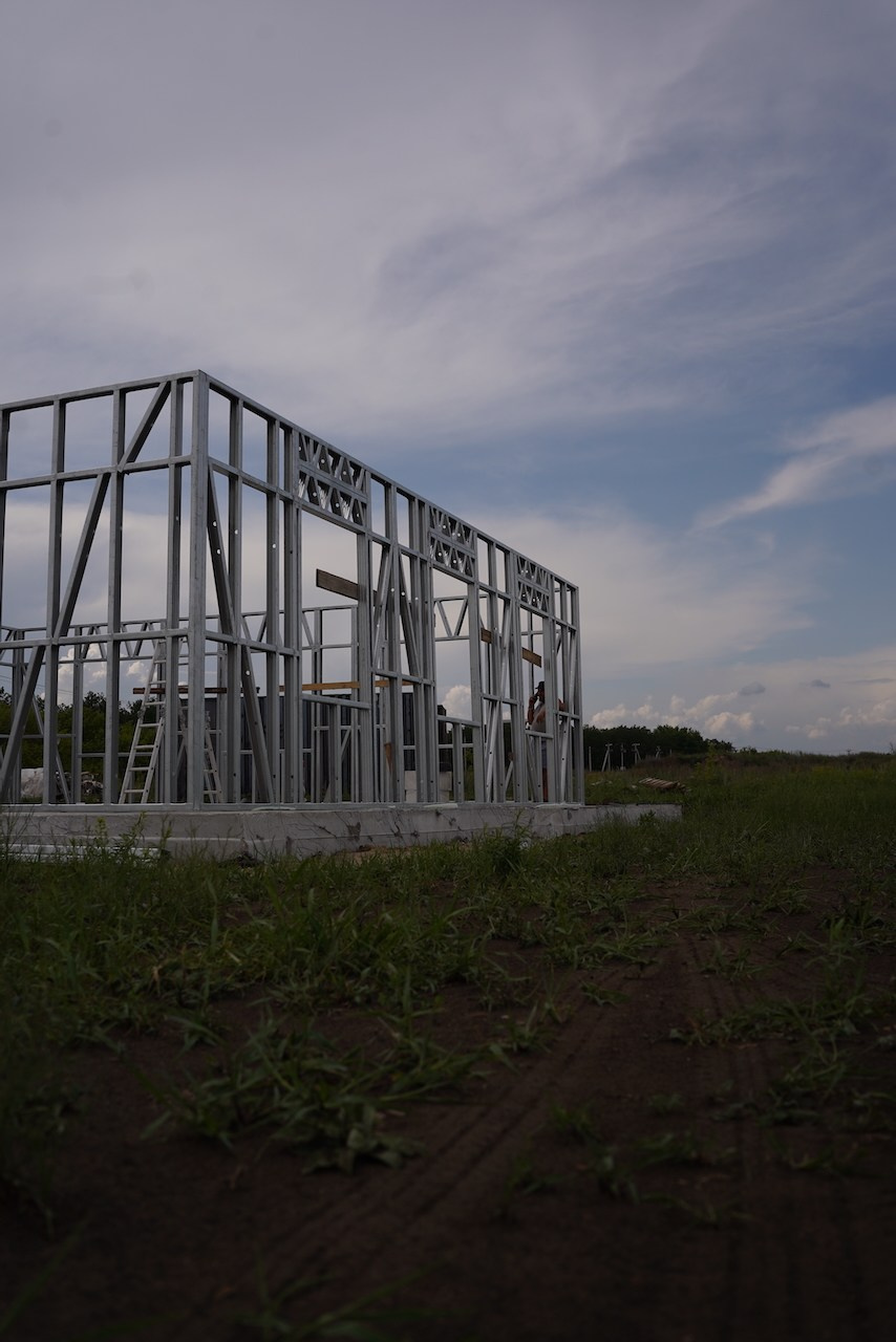 Стройка ЛСТК. Das House