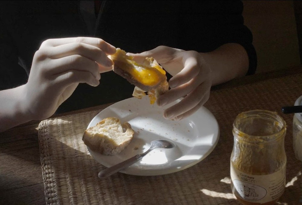 фотография Франка Хорвата с моделями в кафе или на улице