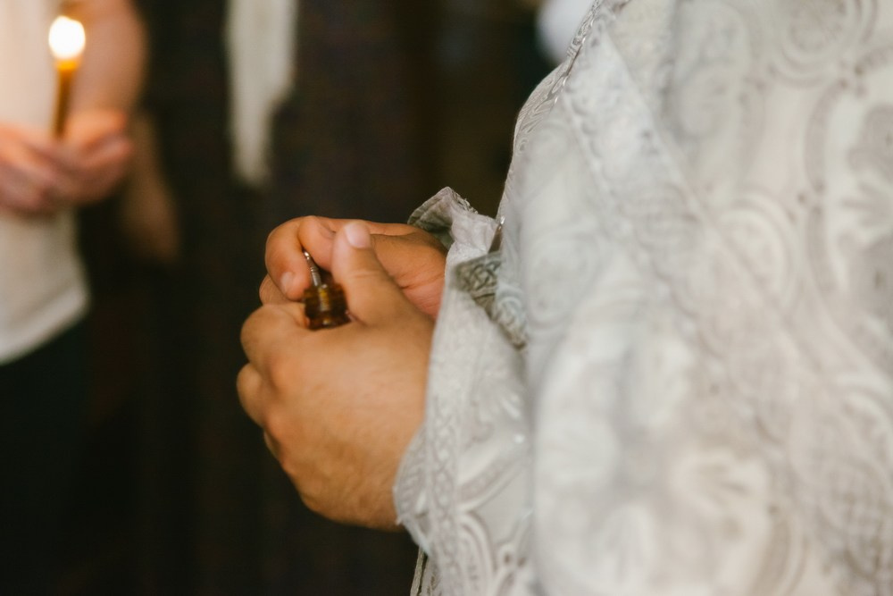 Крещение Церковь Иконы Божией Матери Казанской. Вырица. Фотограф на крещение в Санкт Петербурге