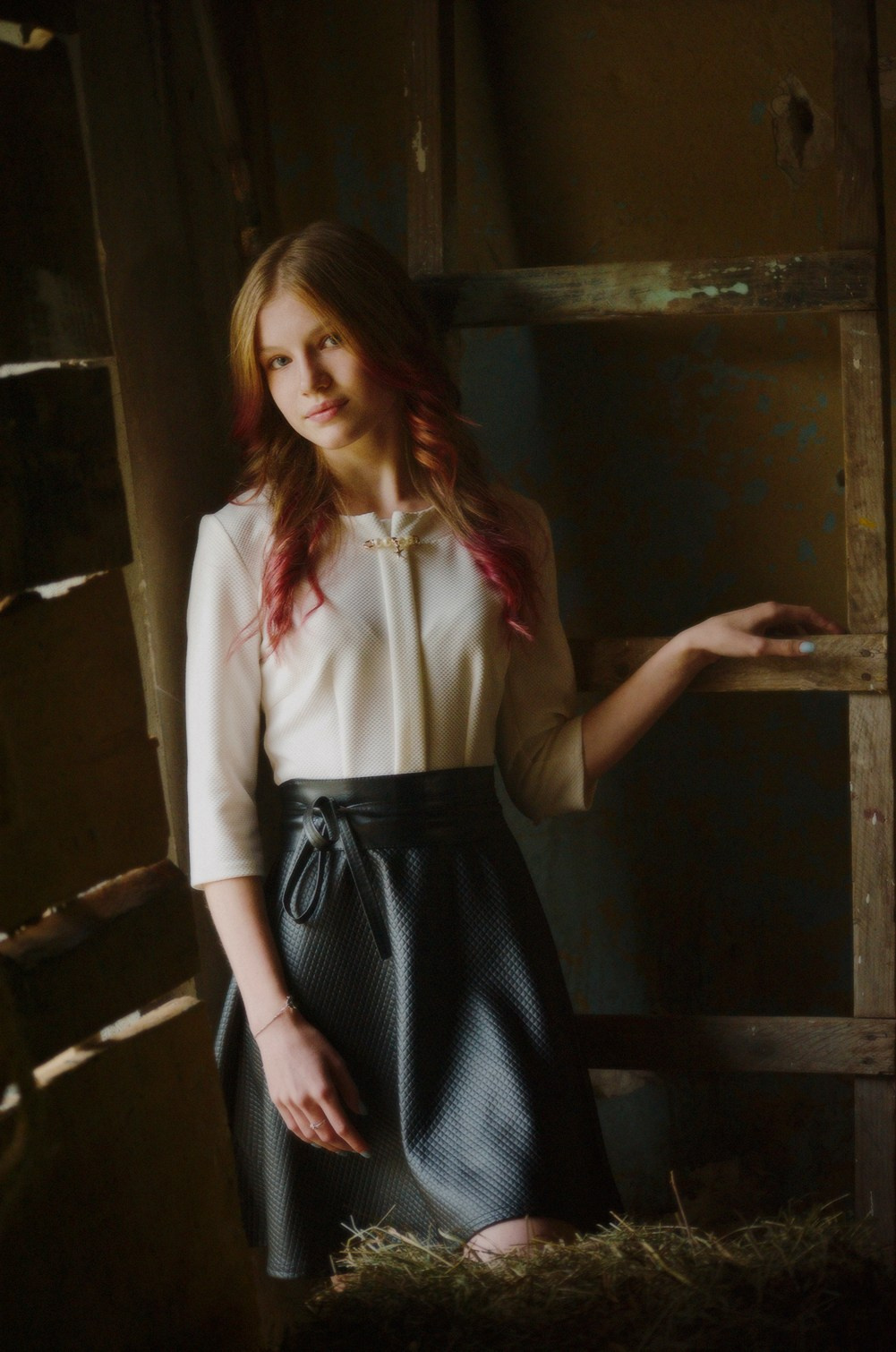 Лиза. Потрет в студии в стиле "аля сарай".