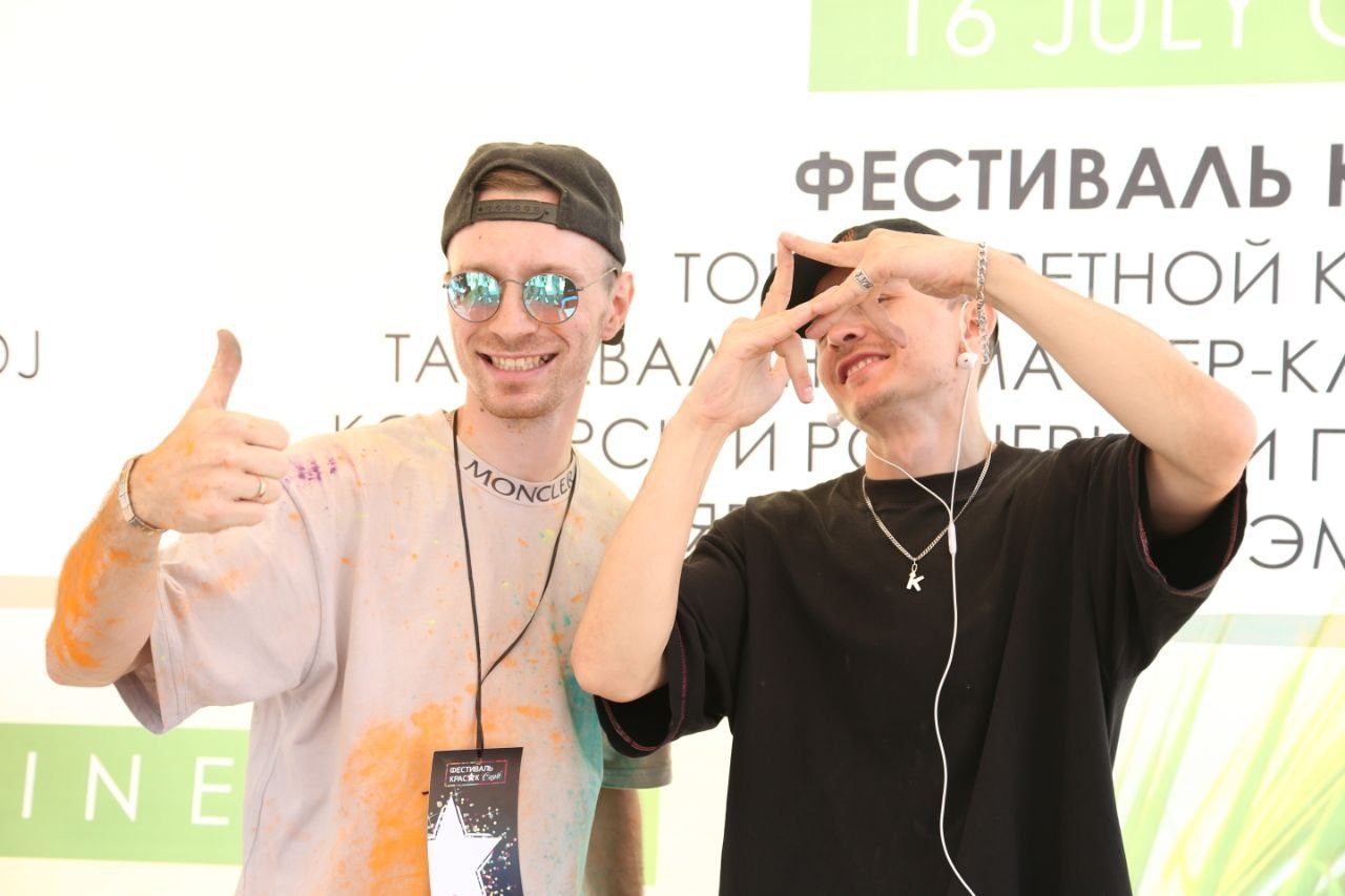 Фестиваль красок в парке Звезда. Портретный и репортажный фотограф. Мыльников Илья