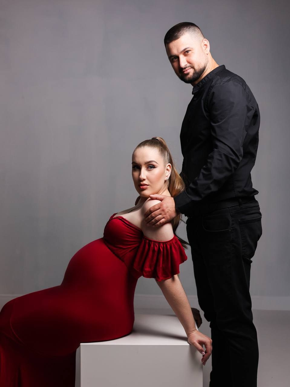 Фотосессия в красном стиле. Фотограф ANNA GEREIHAN