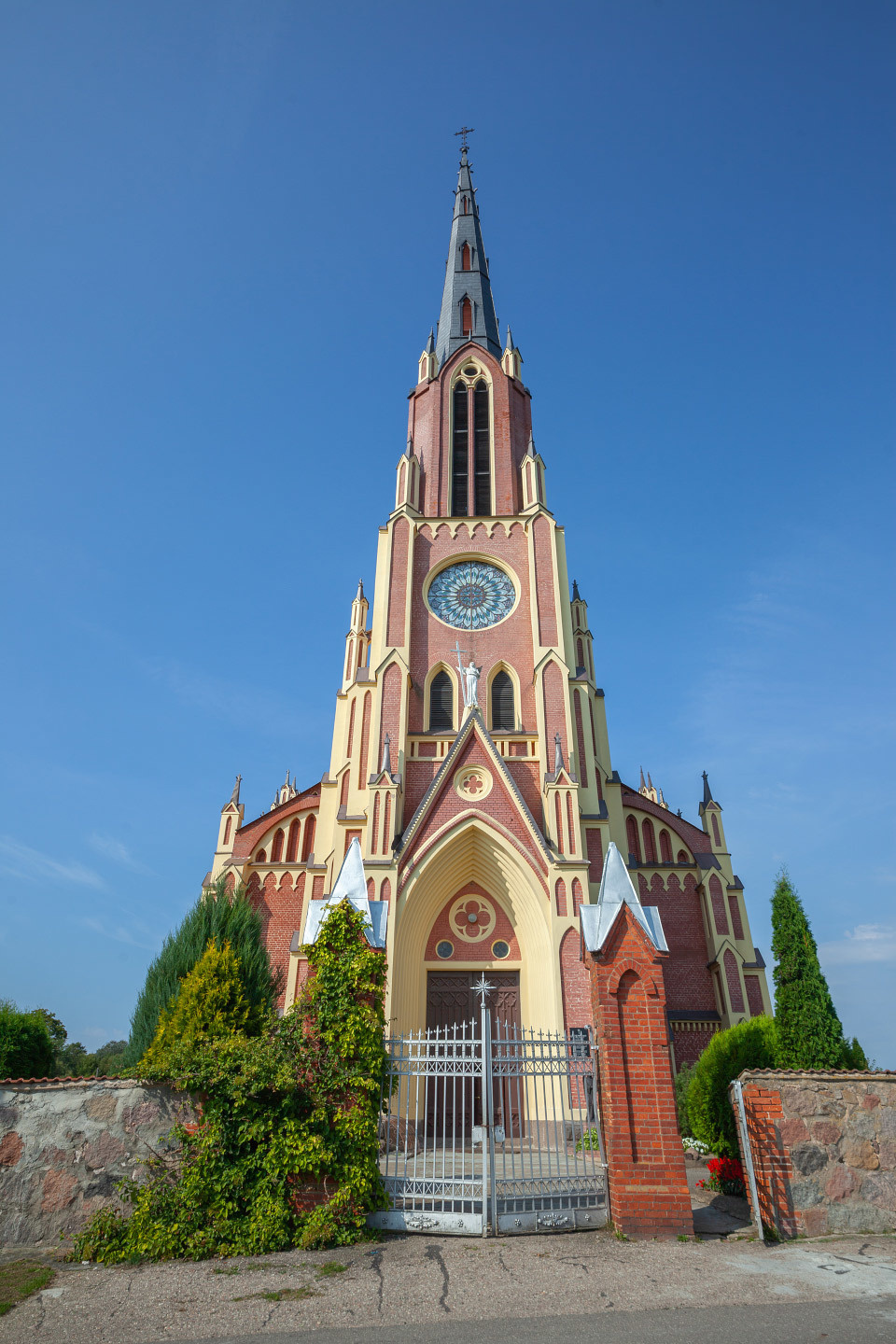 Костёл в Гервятах