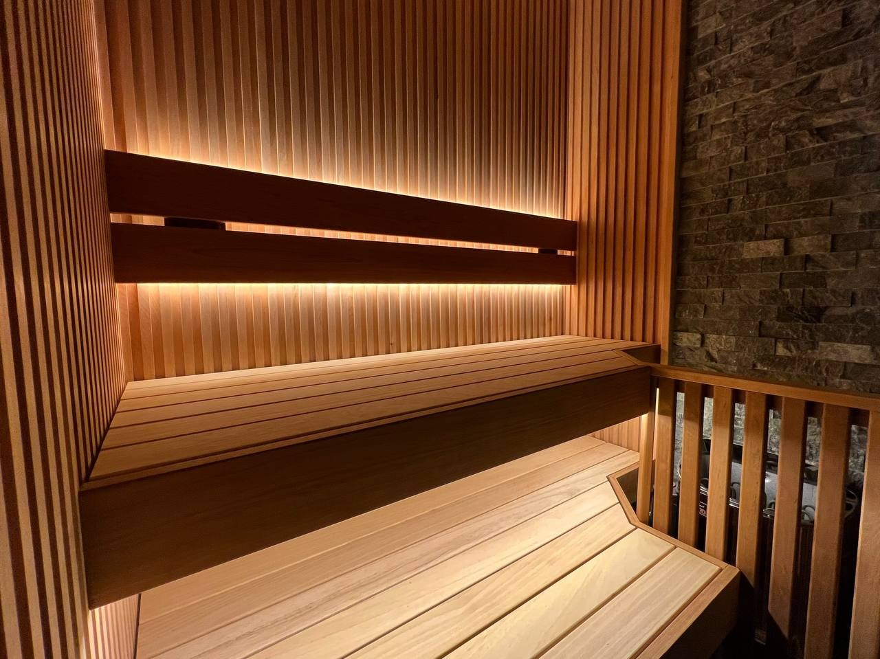 Комплекс саун в процедурных кабинетах клиники Кивач. Все пять в едином стиле, с точным расчетом нужного температурно-влажностного баланса. SaunaTopMasters