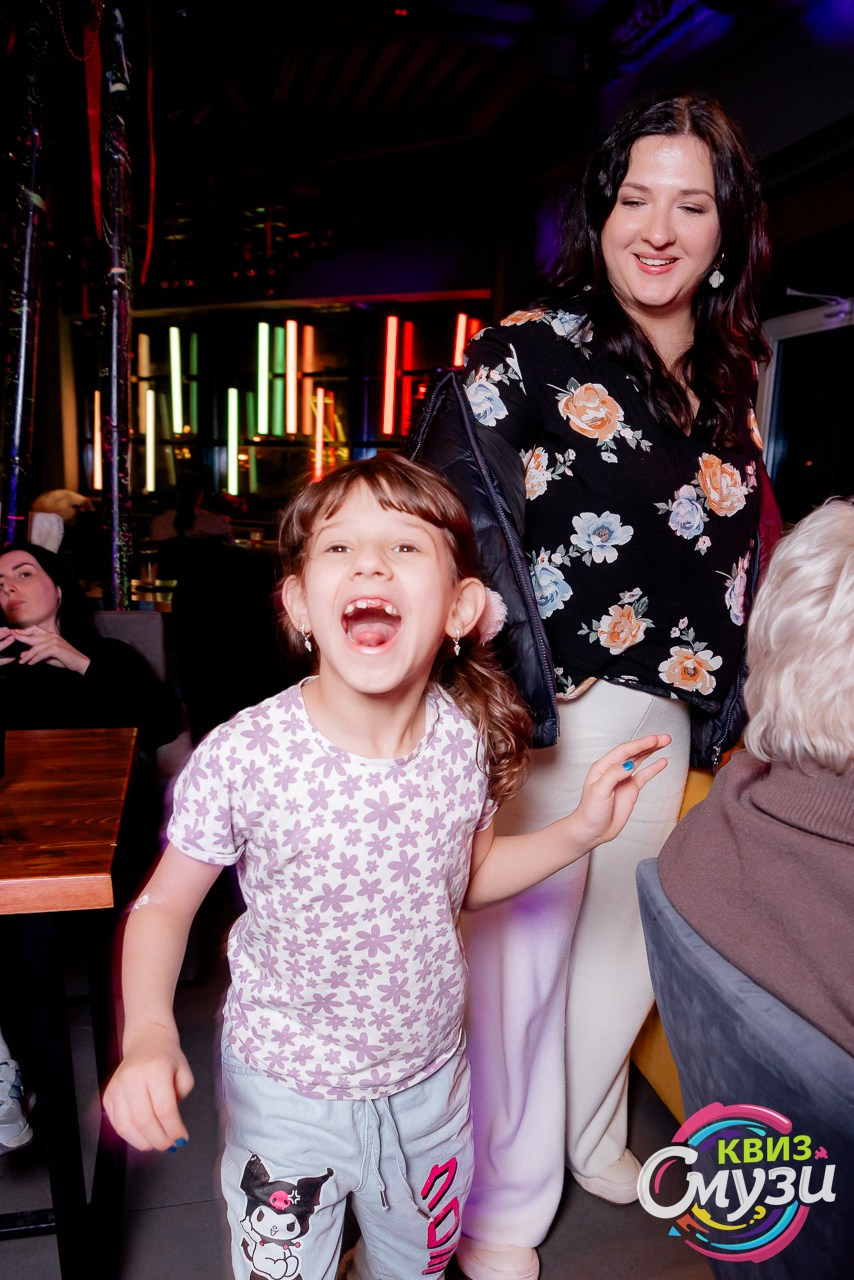 КВИЗ СмузиКвиз в баре Roof. Фотограф в Волгограде и Волжском Александр Горбань