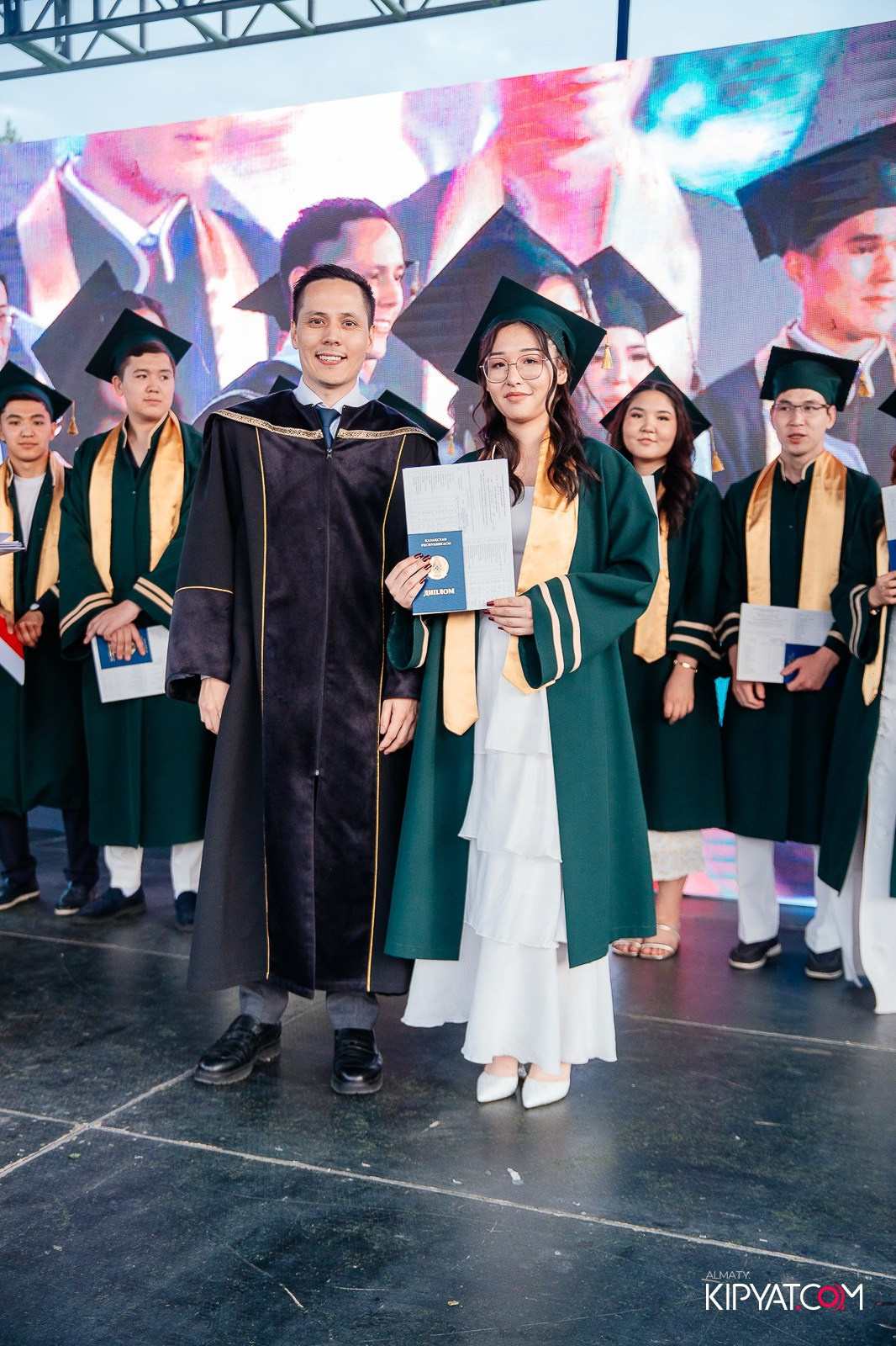 ВРУЧЕНИЕ ДИПЛОМОВ — НАРХОЗ КОЛЛЕДЖ. Part 4. КИПЯТКОМ АЛМАТЫ!