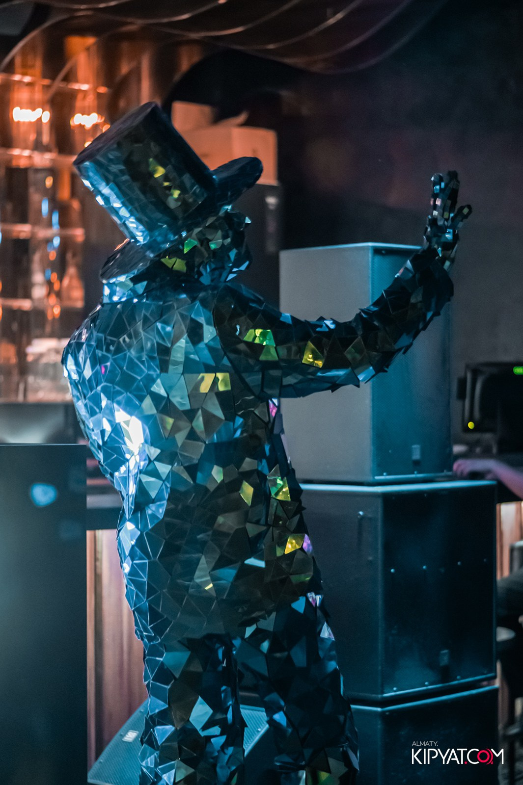 MOOD KARAOKE & TERRACE. КИПЯТКОМ АЛМАТЫ!