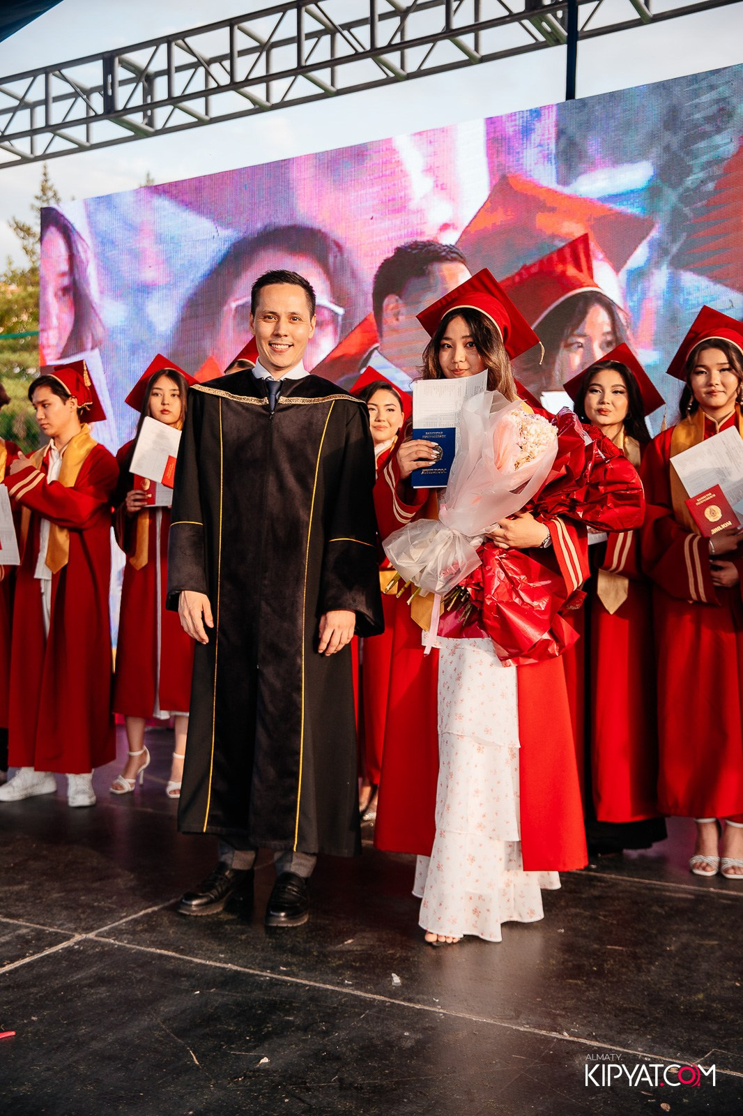 ВРУЧЕНИЕ ДИПЛОМОВ — НАРХОЗ КОЛЛЕДЖ. Part 4. КИПЯТКОМ АЛМАТЫ!