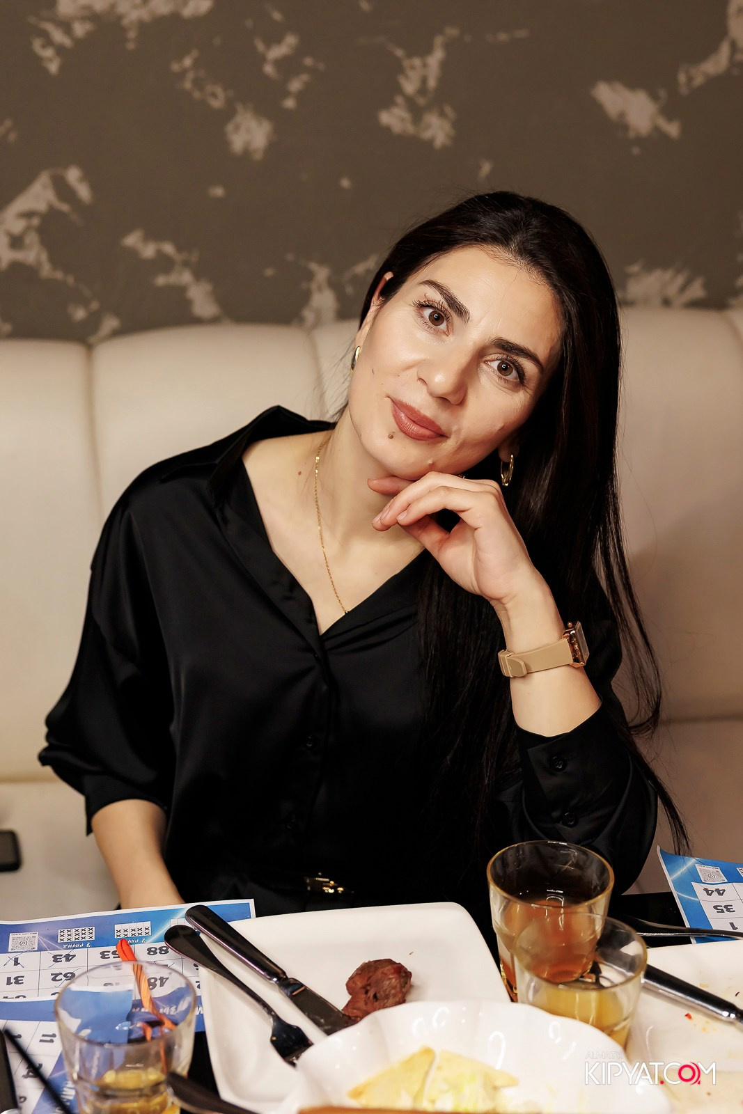 МУЗЫКАЛЬНОЕ ЛОТО В HIT RETRO. КИПЯТКОМ АЛМАТЫ! Фотосъемка мероприятий в Алматы