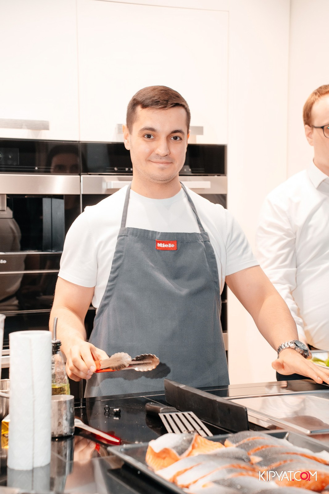 MIELE. КИПЯТКОМ АЛМАТЫ!