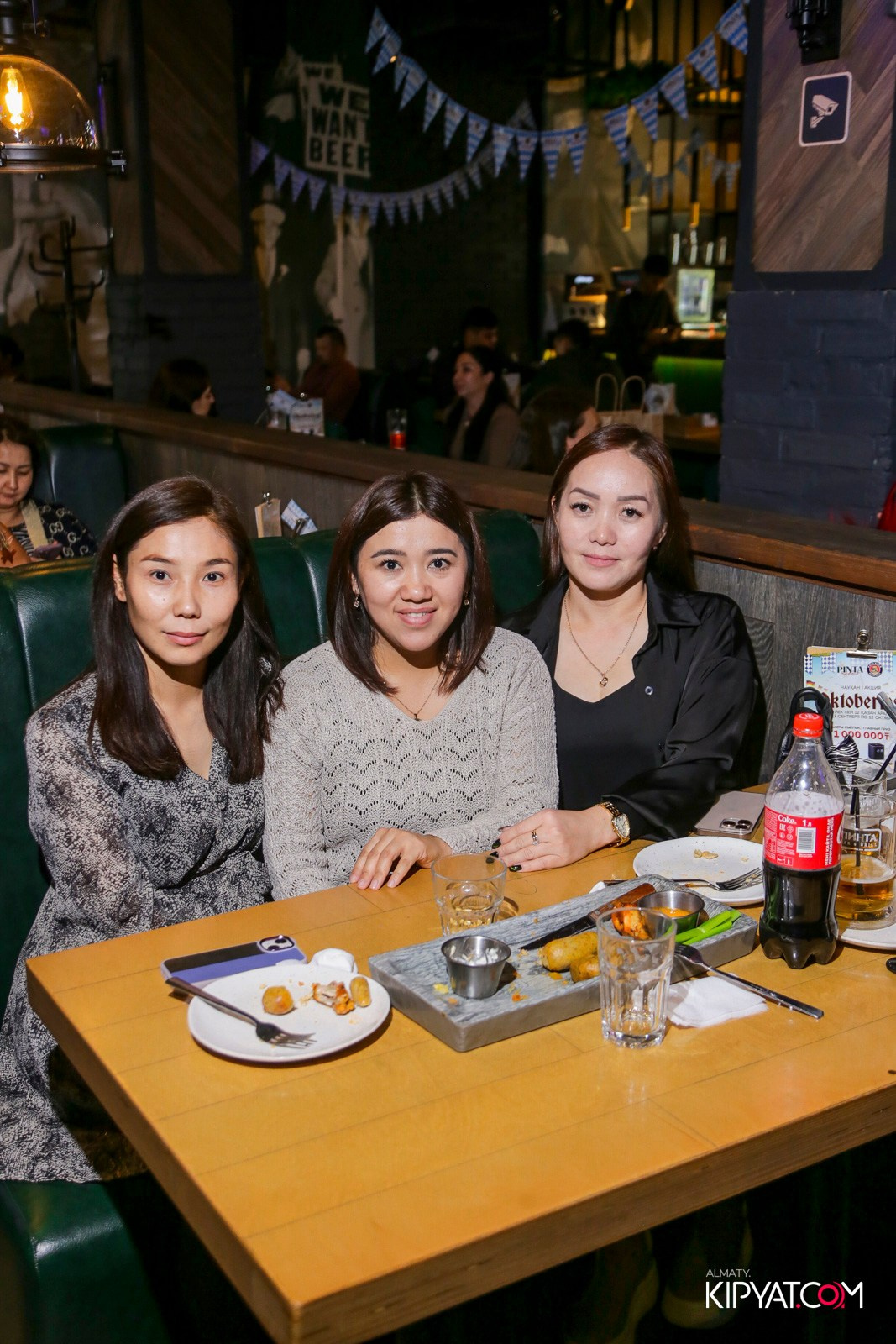 OKTOBERFEST — ПИНТА НА АЛТЫНСАРИНА. КИПЯТКОМ АЛМАТЫ!