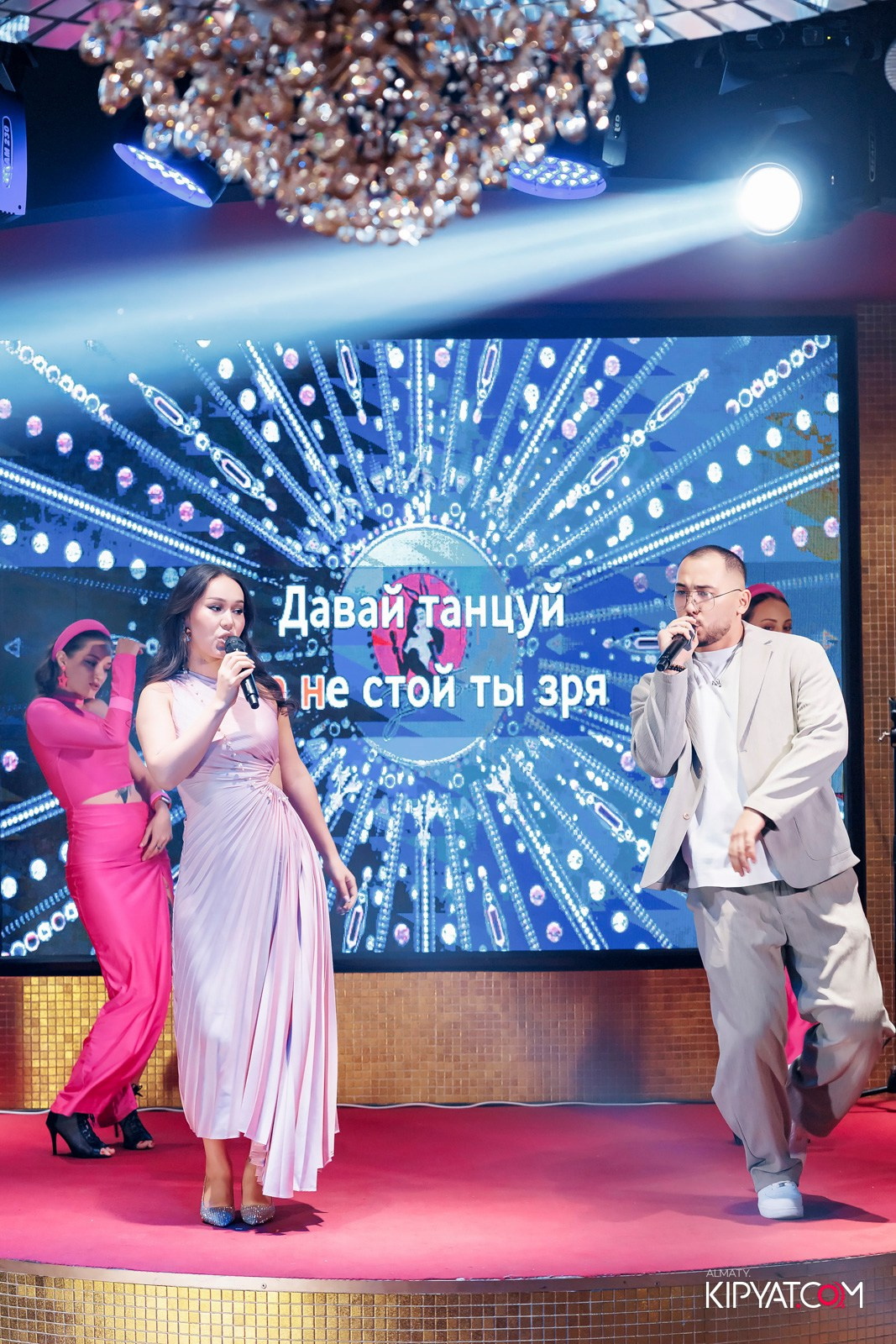 ЗАЯ, НА БИС. КИПЯТКОМ АЛМАТЫ!