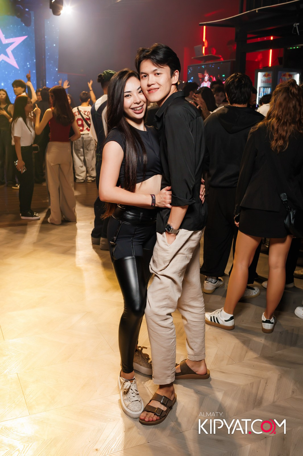 НОЧНОЙ КЛУБ ICON. КИПЯТКОМ АЛМАТЫ!