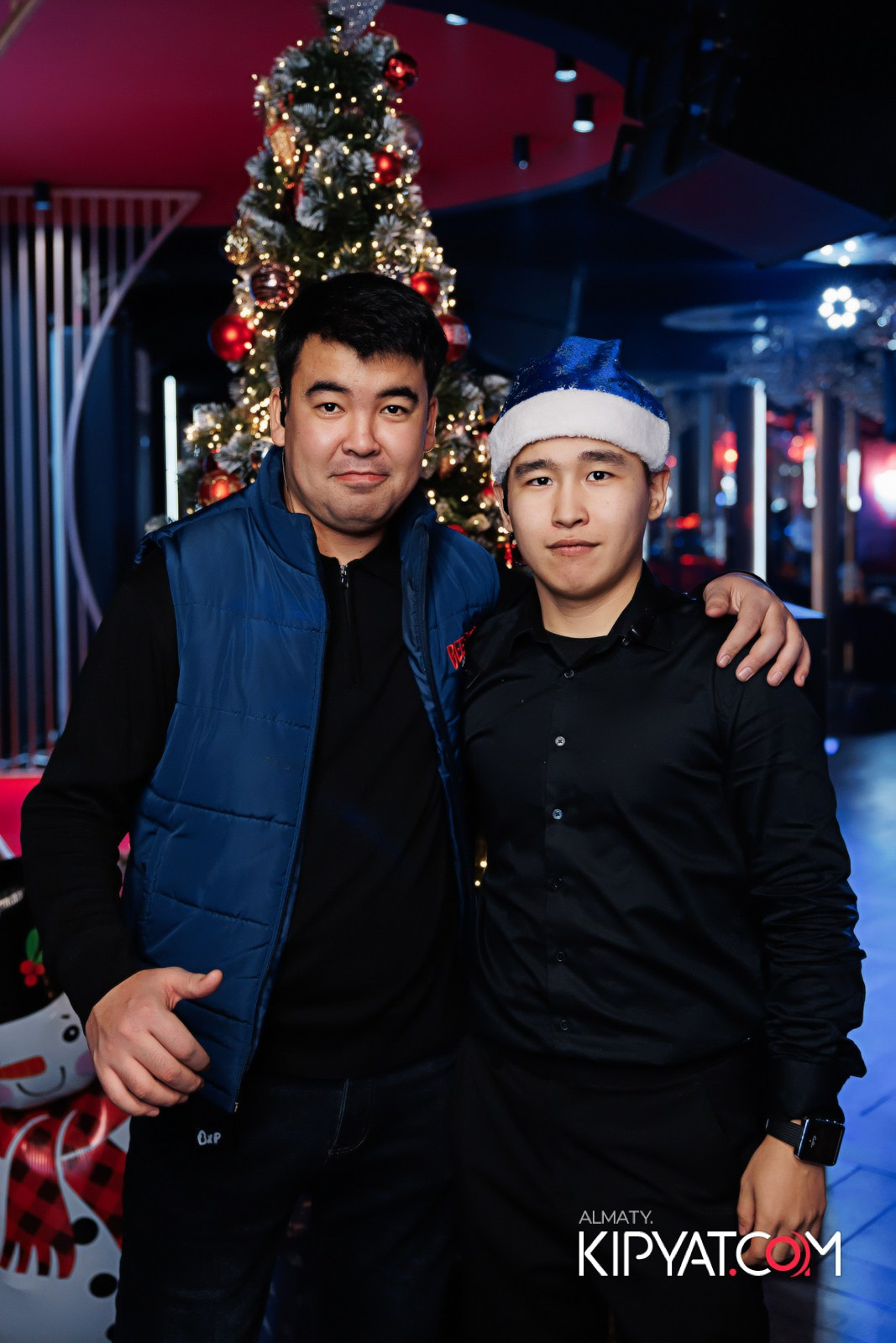 ЗАЯ, НА БИС. КИПЯТКОМ АЛМАТЫ!