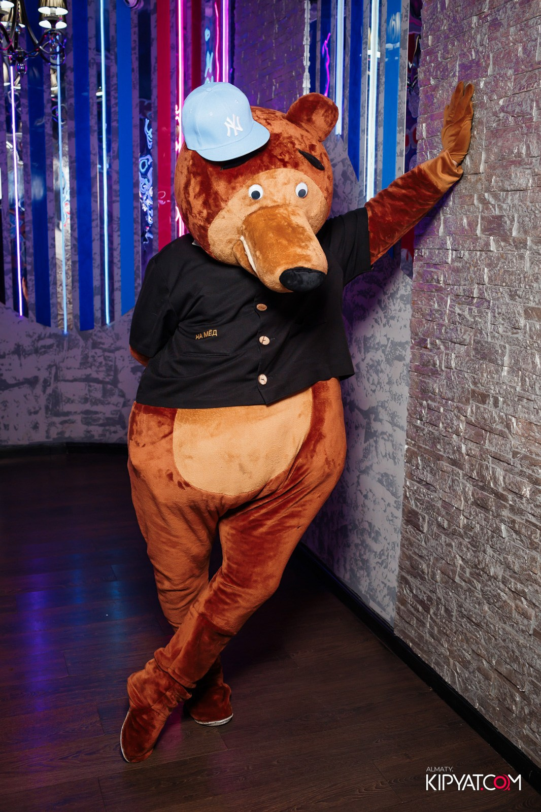 УХО И МЕДВЕДЬ НА ГАГАРИНА. КИПЯТКОМ АЛМАТЫ!