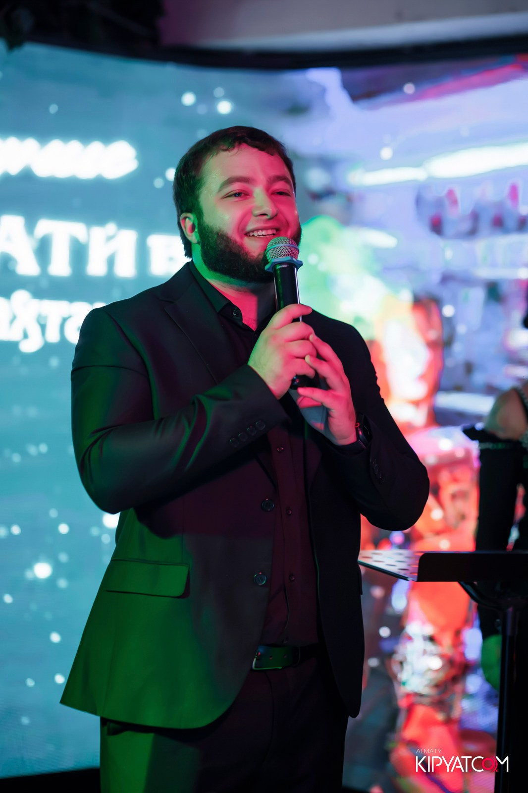 КАВКАЗСКИЙ ВЕЧЕР В ВАХТАНГУРИ. КИПЯТКОМ АЛМАТЫ!