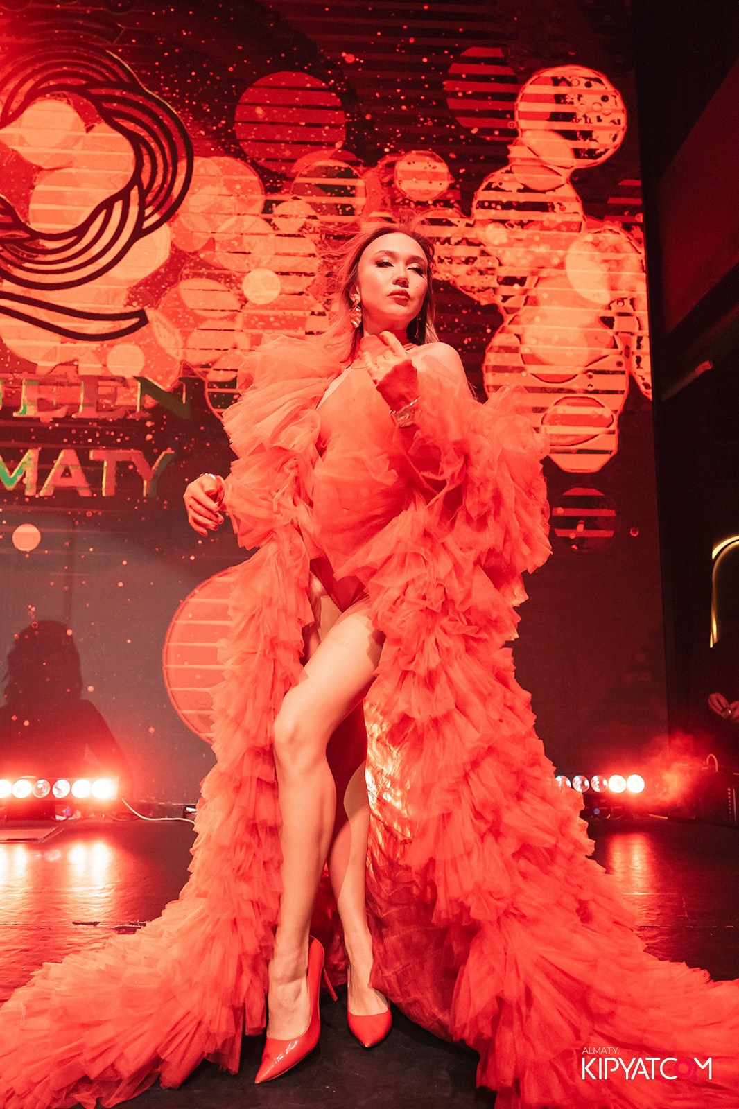 QUEEN. КИПЯТКОМ АЛМАТЫ!