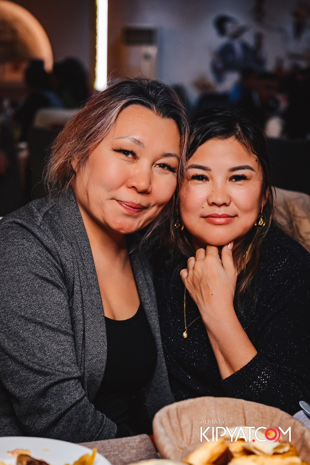 КАФЕ ШАЛКАР-ДИСКО 80-Х. КИПЯТКОМ АЛМАТЫ!