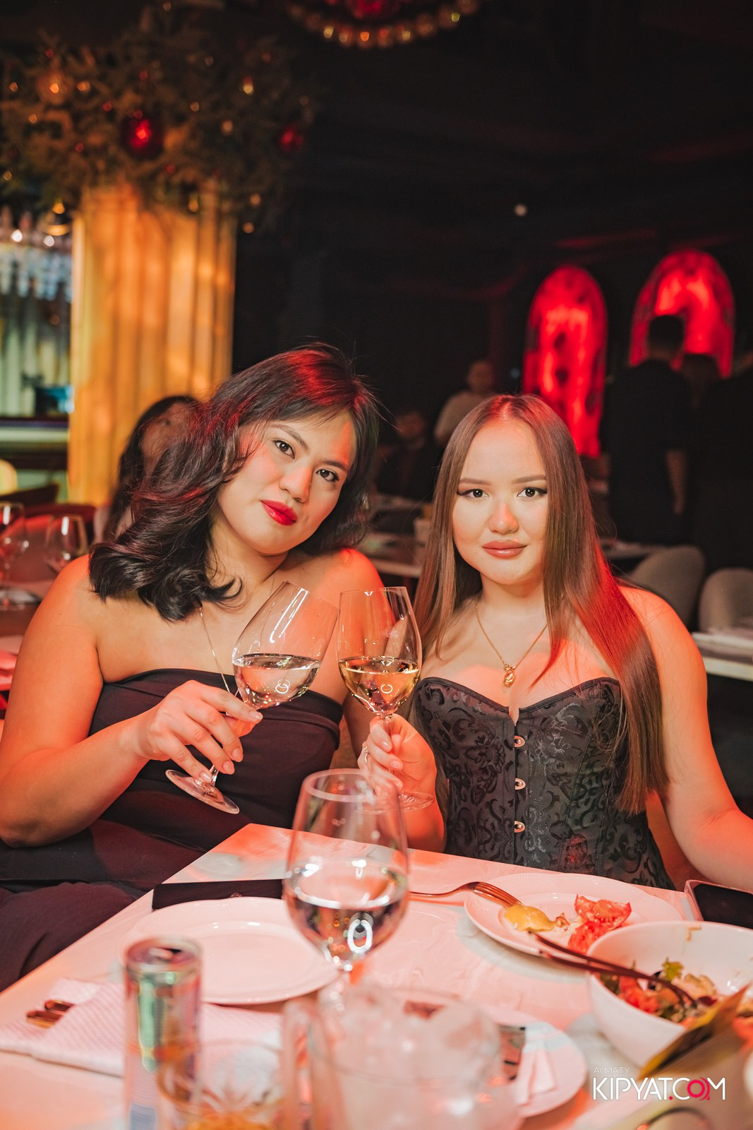 QUEEN. КИПЯТКОМ АЛМАТЫ!