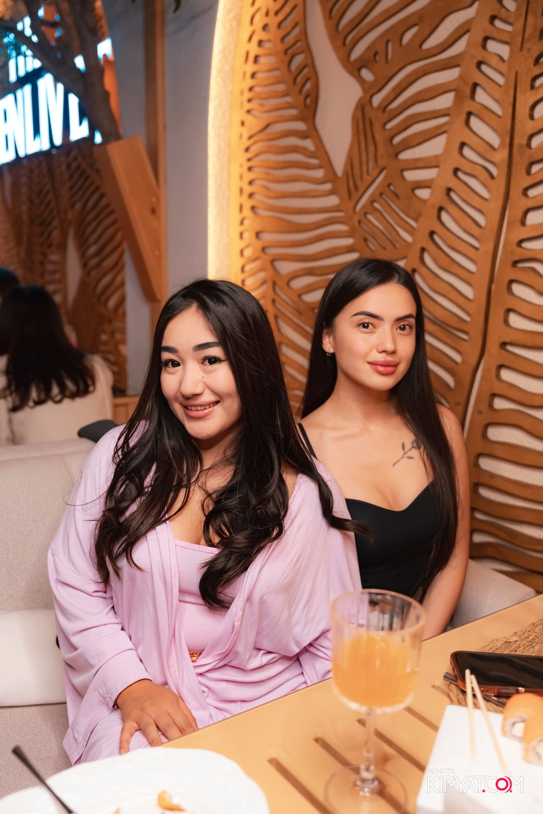 THE BROOKLN B MOOD KARAOKE & TERRACE. КИПЯТКОМ АЛМАТЫ!