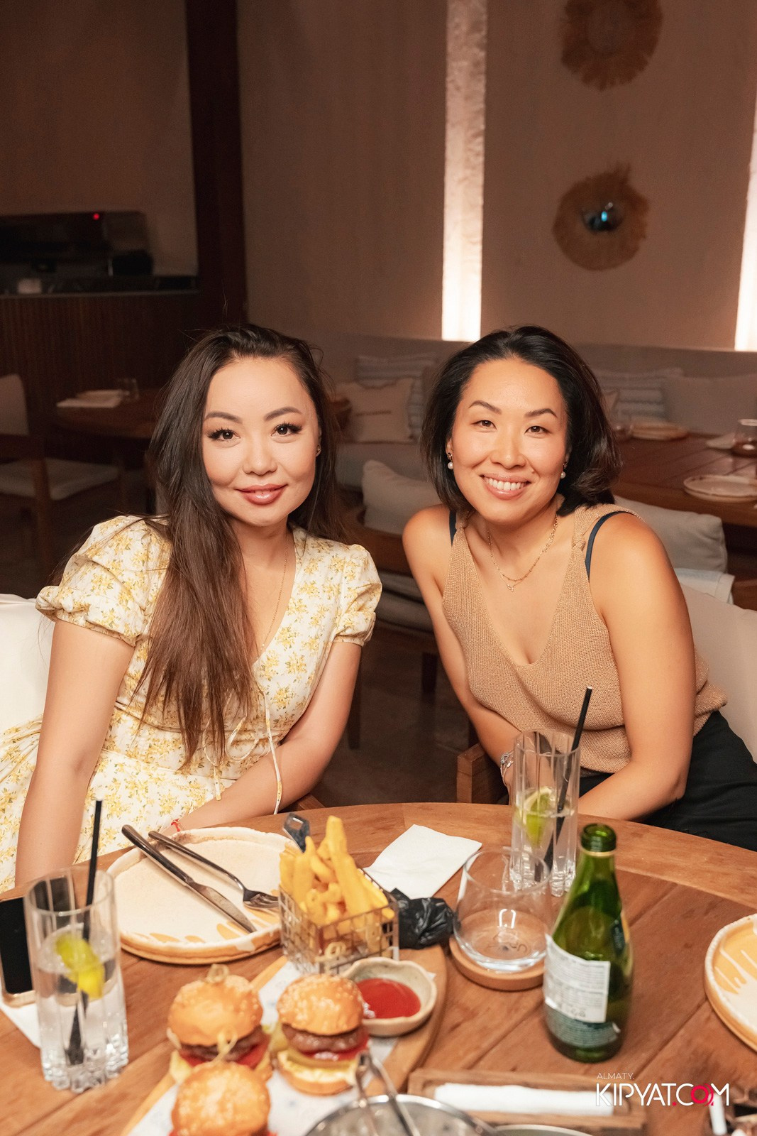 EDEN POOL & BAR. КИПЯТКОМ АЛМАТЫ!