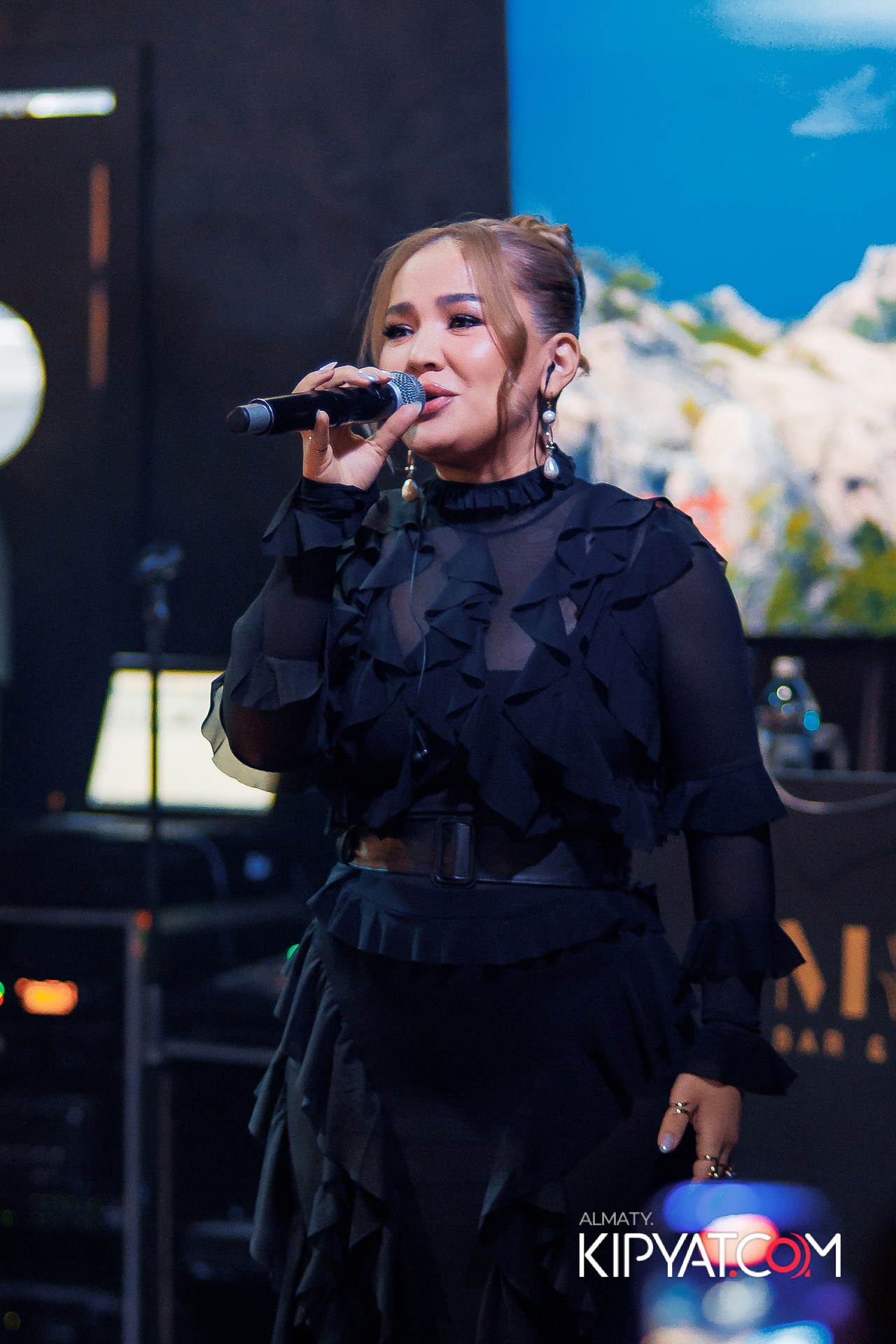 MOOD KARAOKE & TERRACE. КИПЯТКОМ АЛМАТЫ!