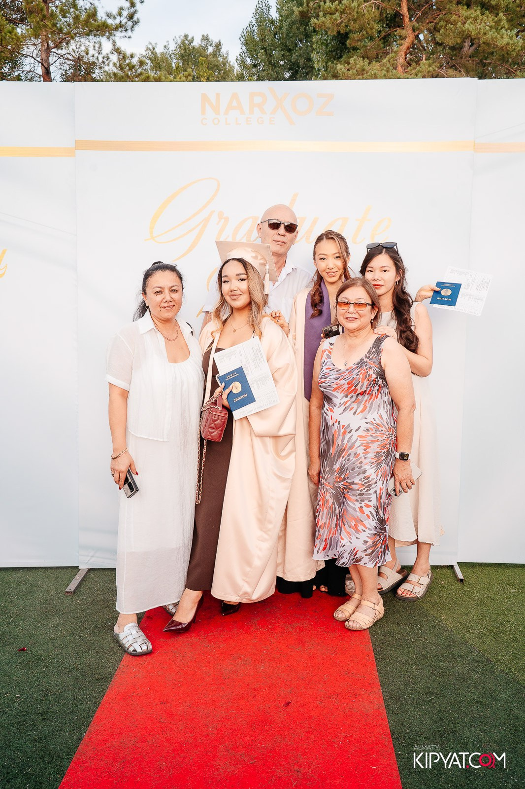 ВРУЧЕНИЕ ДИПЛОМОВ — НАРХОЗ КОЛЛЕДЖ. Part 1. КИПЯТКОМ АЛМАТЫ!