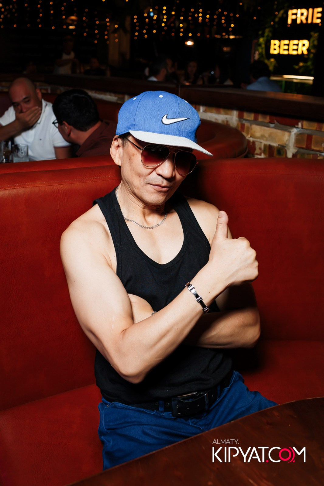 MUNCHEN PUB. КИПЯТКОМ АЛМАТЫ!