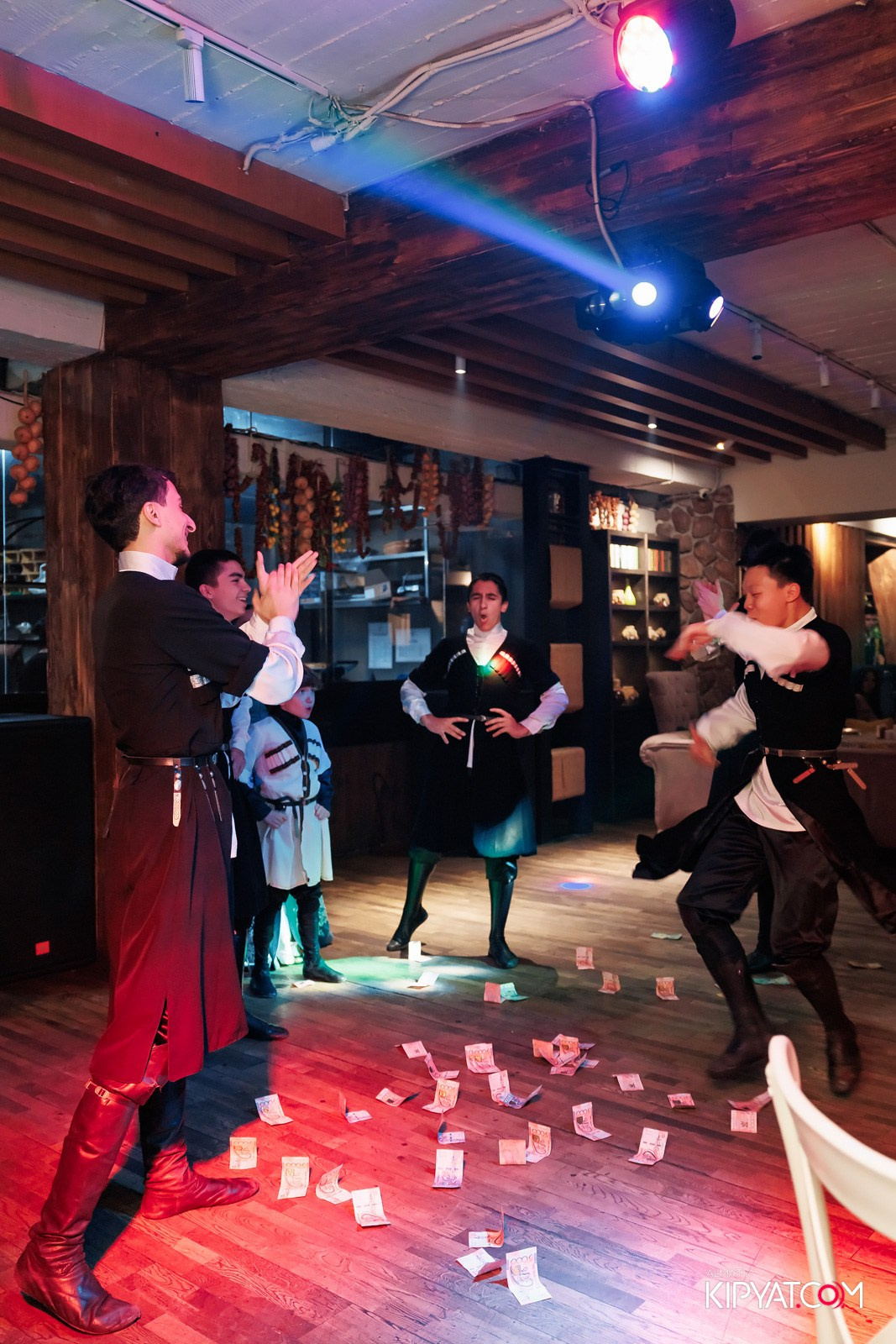 ВАХТАНГУРИ. КИПЯТКОМ АЛМАТЫ!