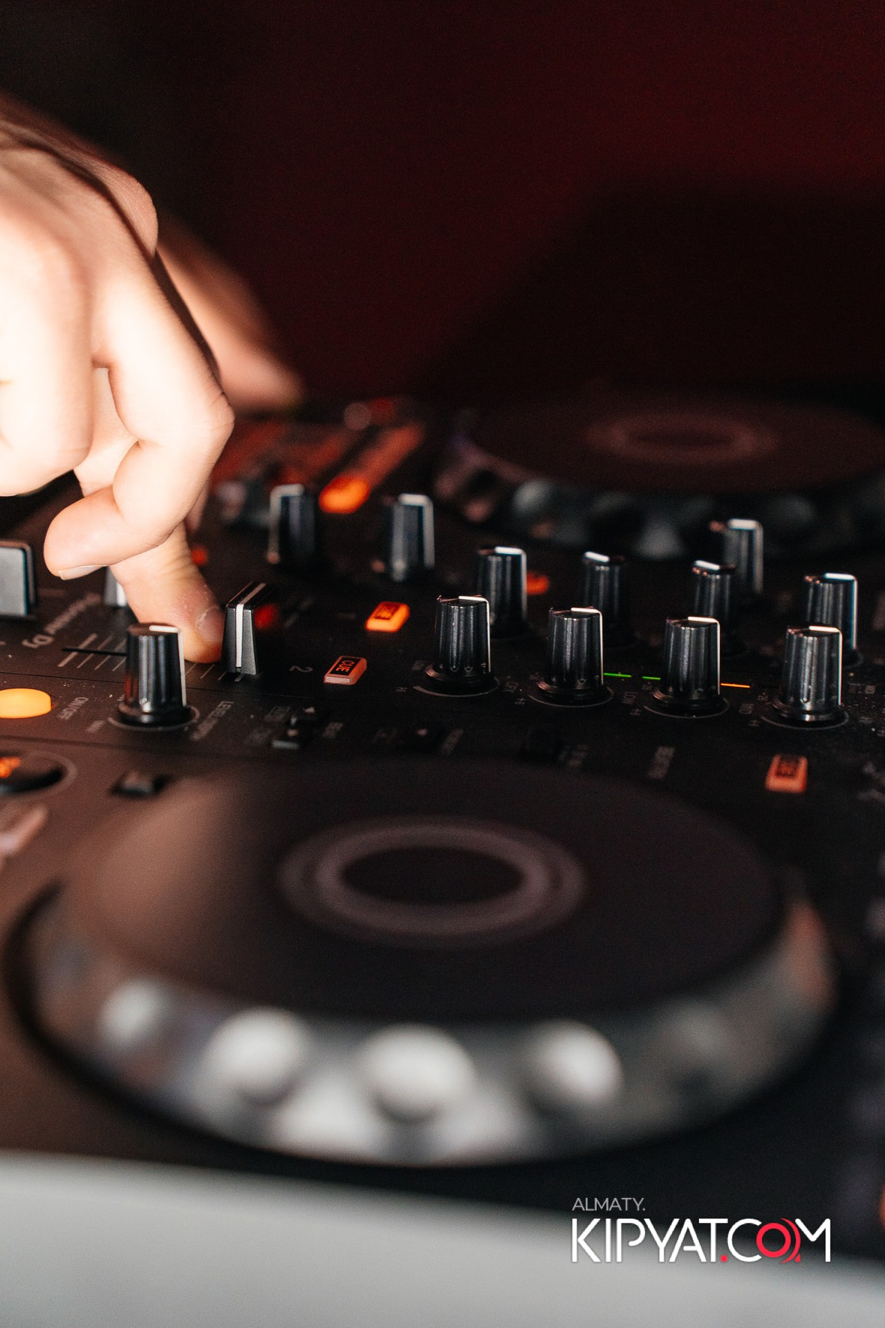 ARAGOSTA. КИПЯТКОМ АЛМАТЫ!