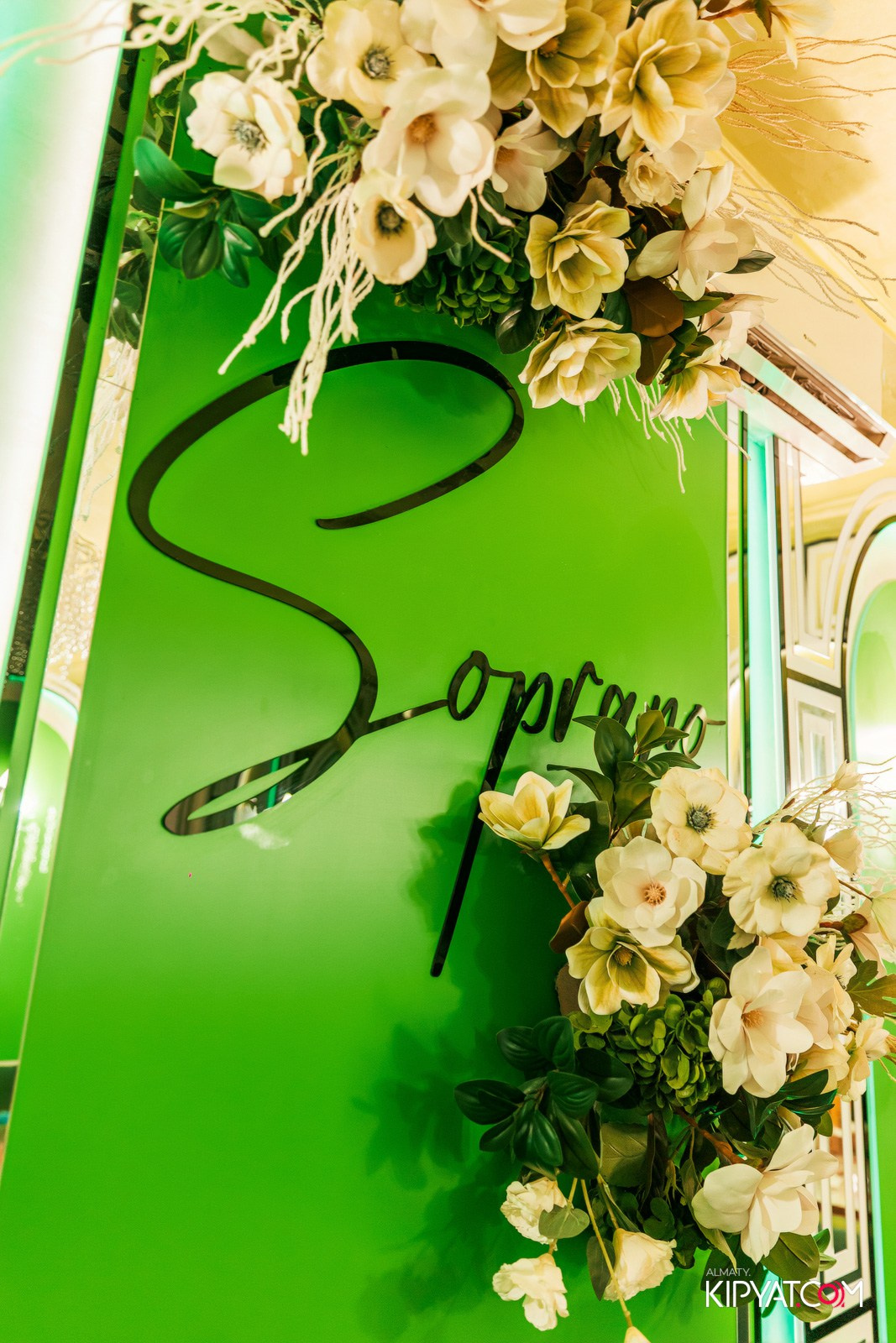 УХО И МЕДВЕДЬ НА ГАГАРИНА. КИПЯТКОМ АЛМАТЫ!