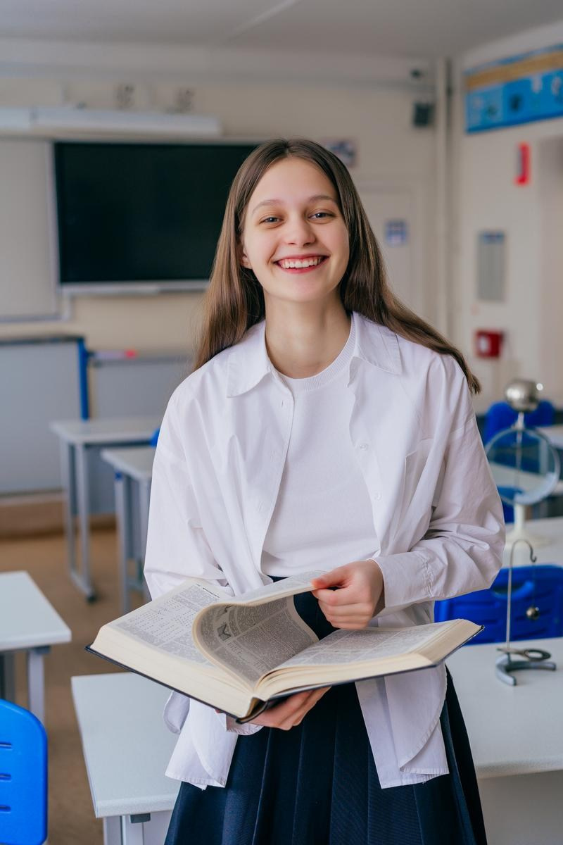 11 класс. КЛАСС | Выпускные альбомы в Нижневартовске