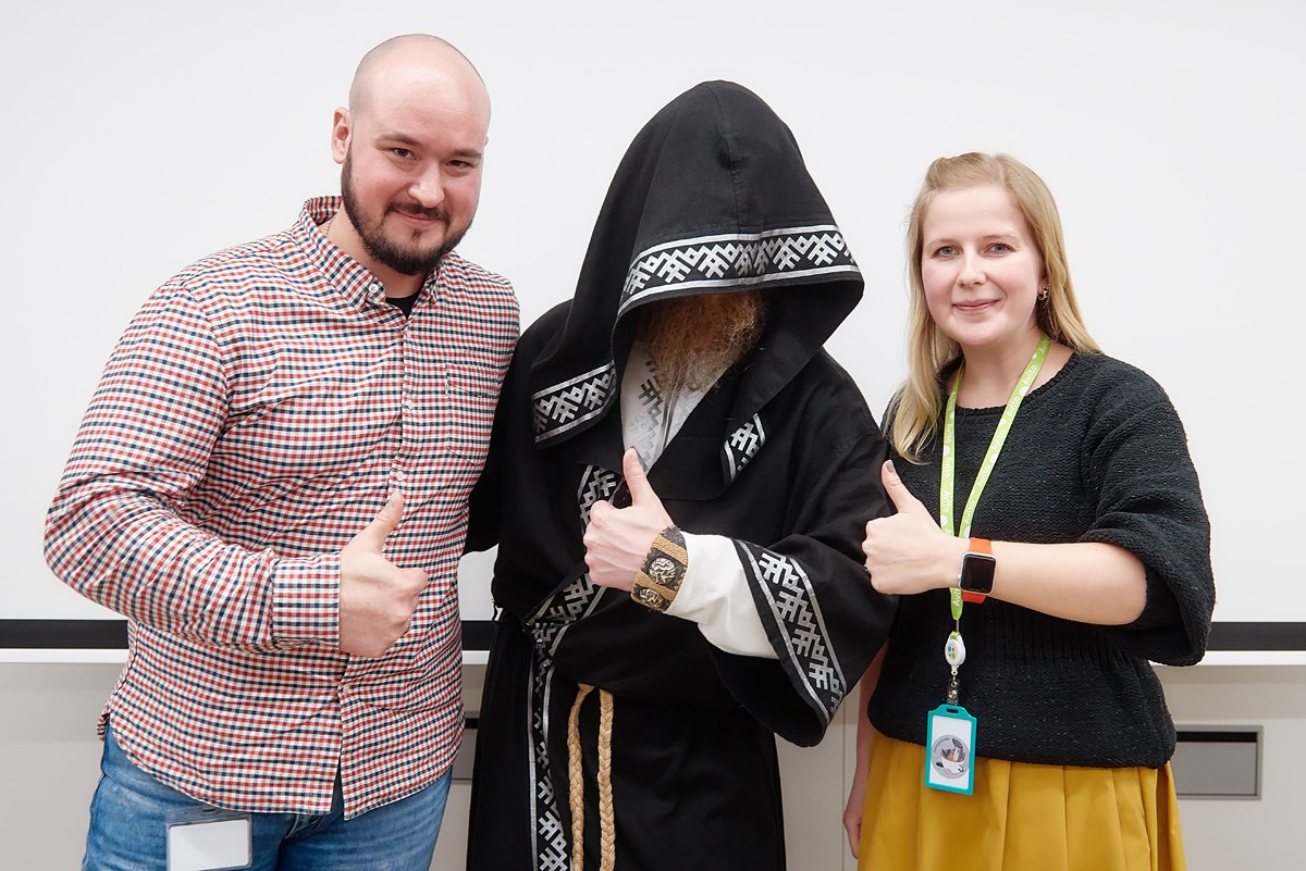 Нейромонах Феофан в Avito. Репортажный фотограф в Москве Вадим Францев